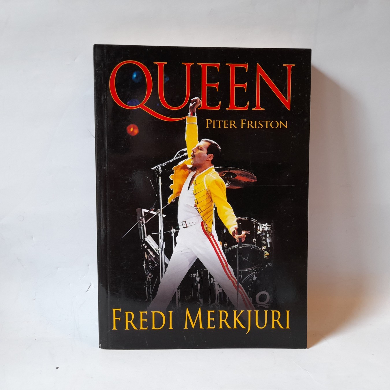 Queen: Fredi Merkjuri — Piter Friston