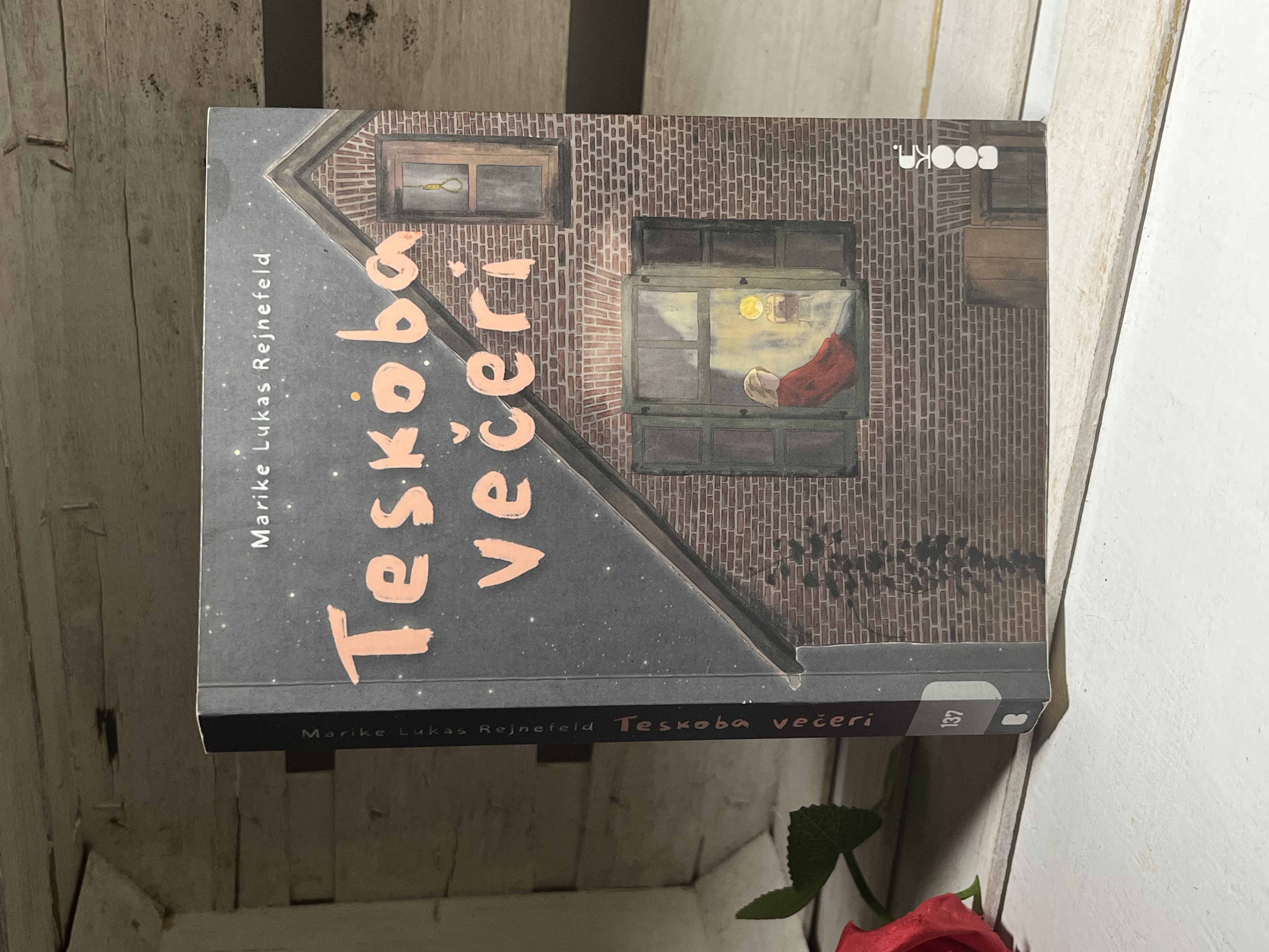 TESKOBA VEČERI — Marike Lukas Rejnefeld