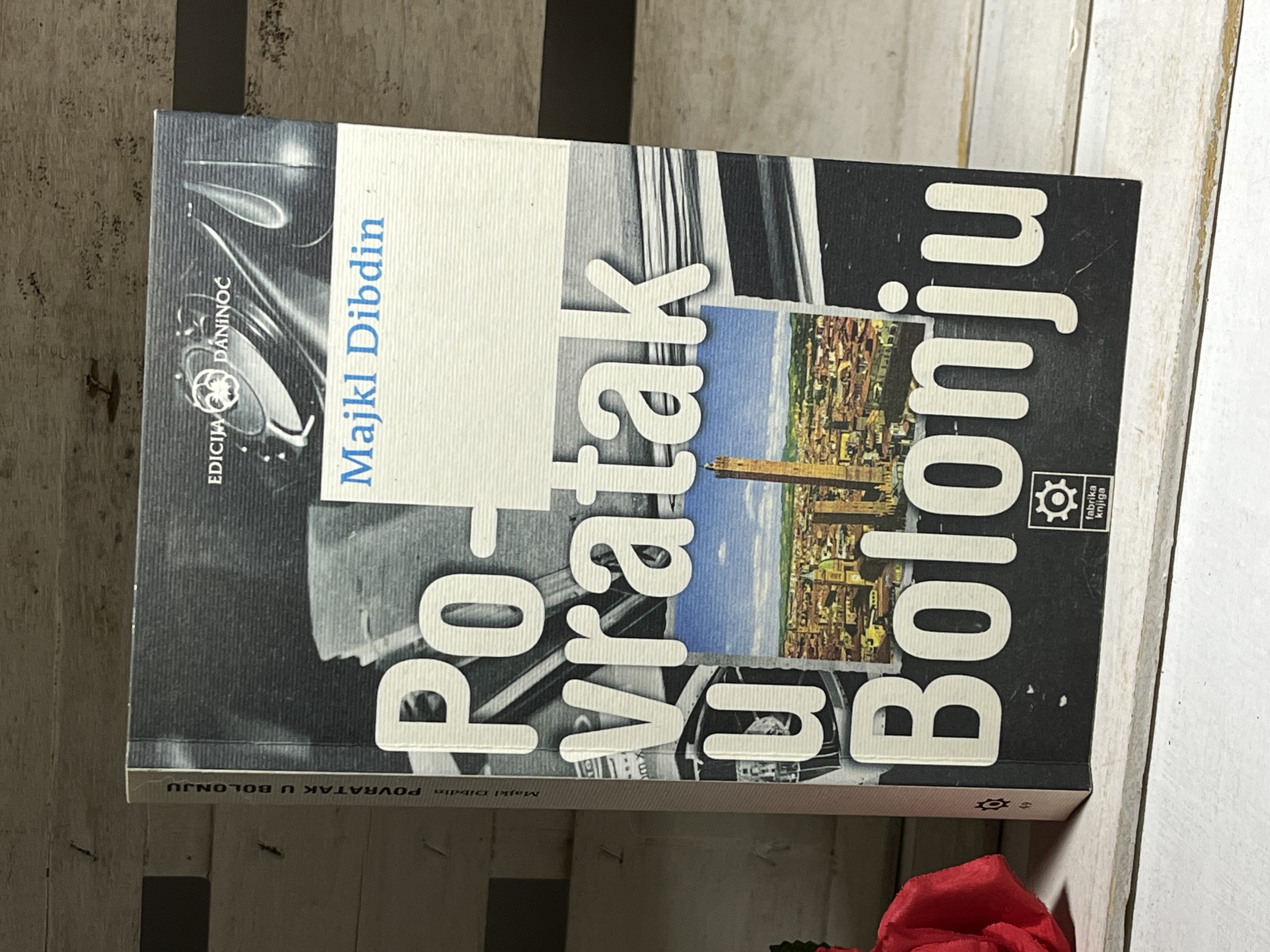 POVRATAK U BOLONJU — Majkl Dibdin