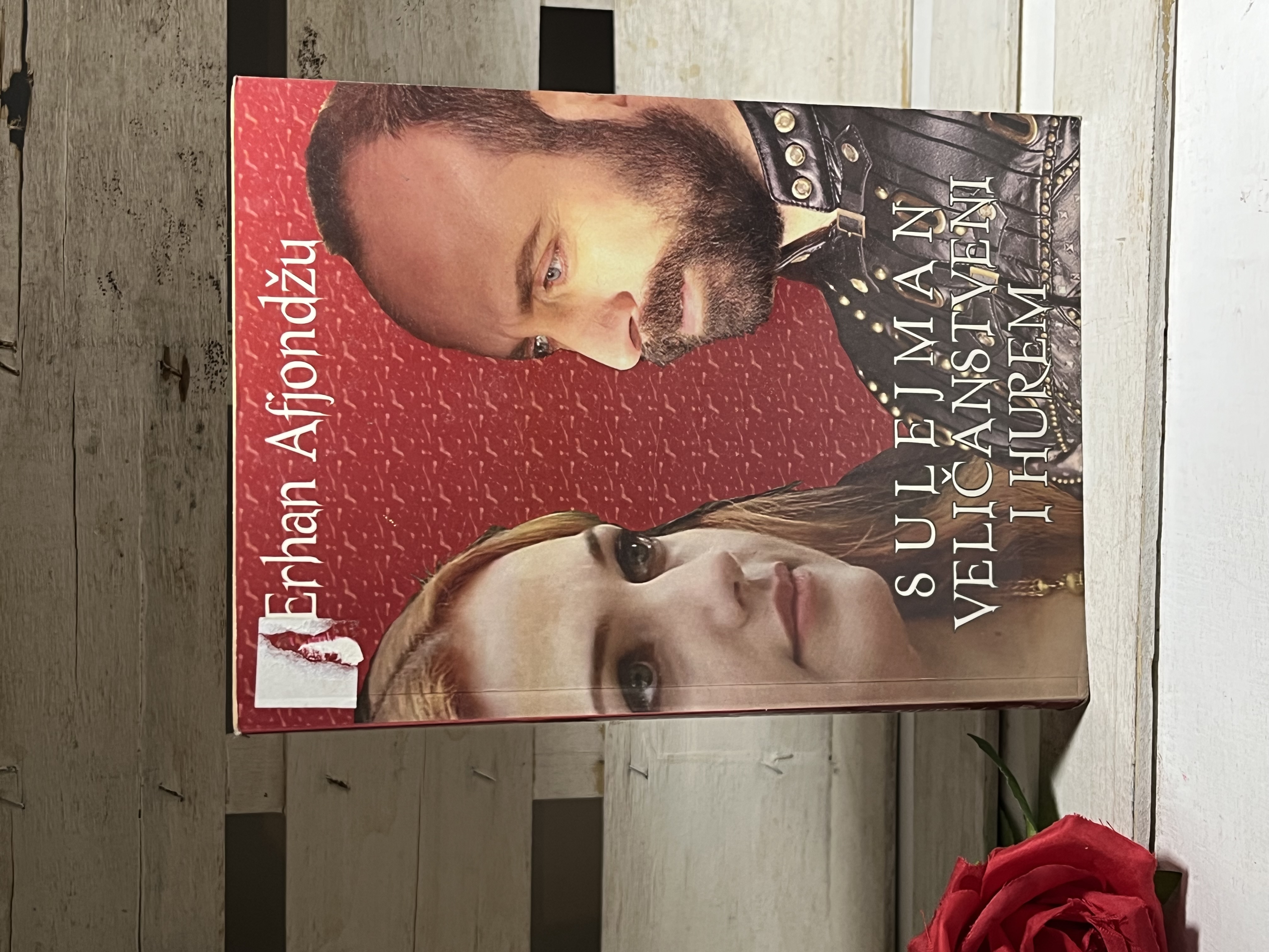 Erhan Afjondzu - Sulejman Velicanstveni i Hurem — Erhan Afjondzu