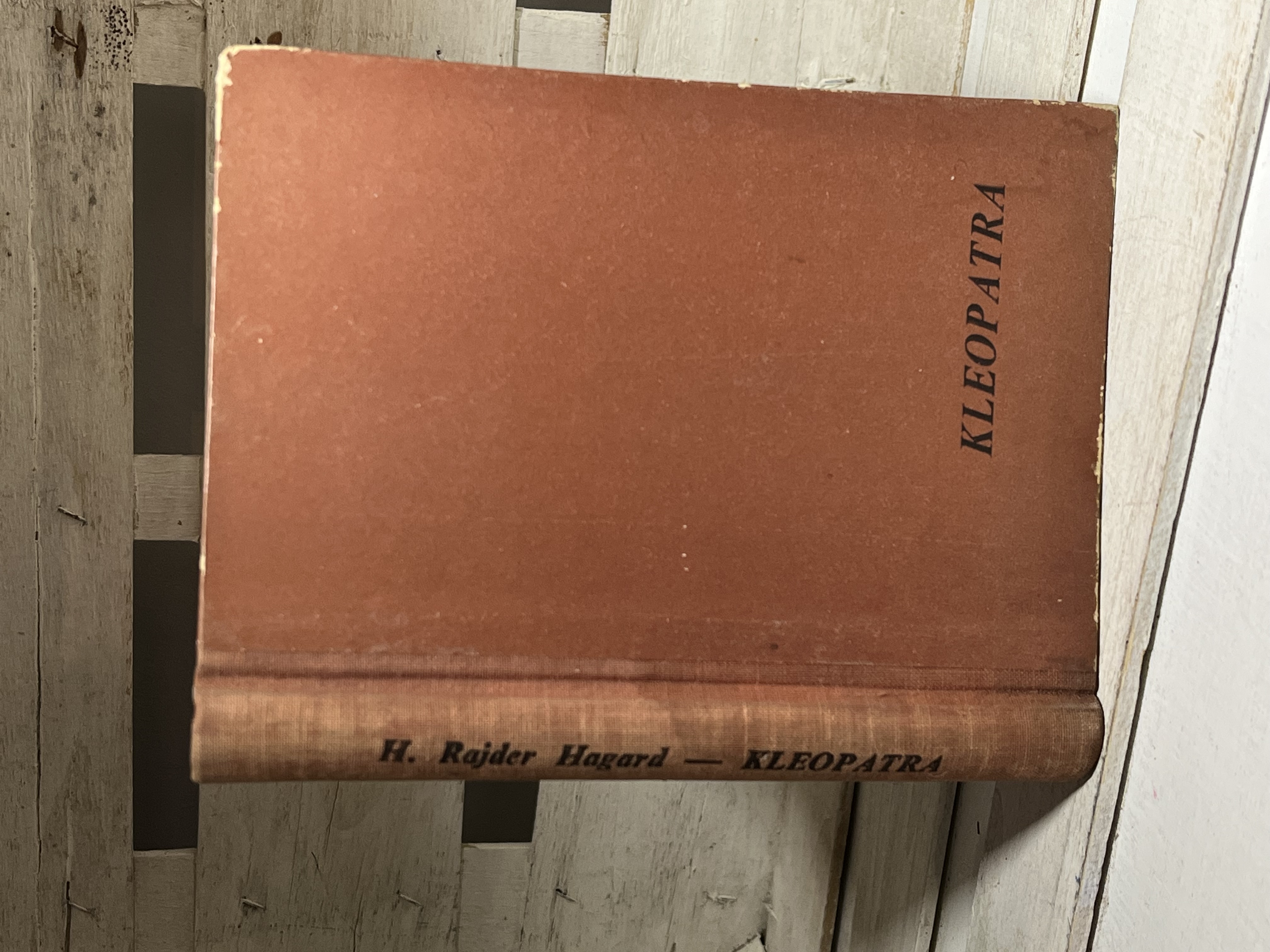 KLEOPATRA - HENRI RAJDER HAGARD — HENRI RAJDER HAGARD, polovna knjiga