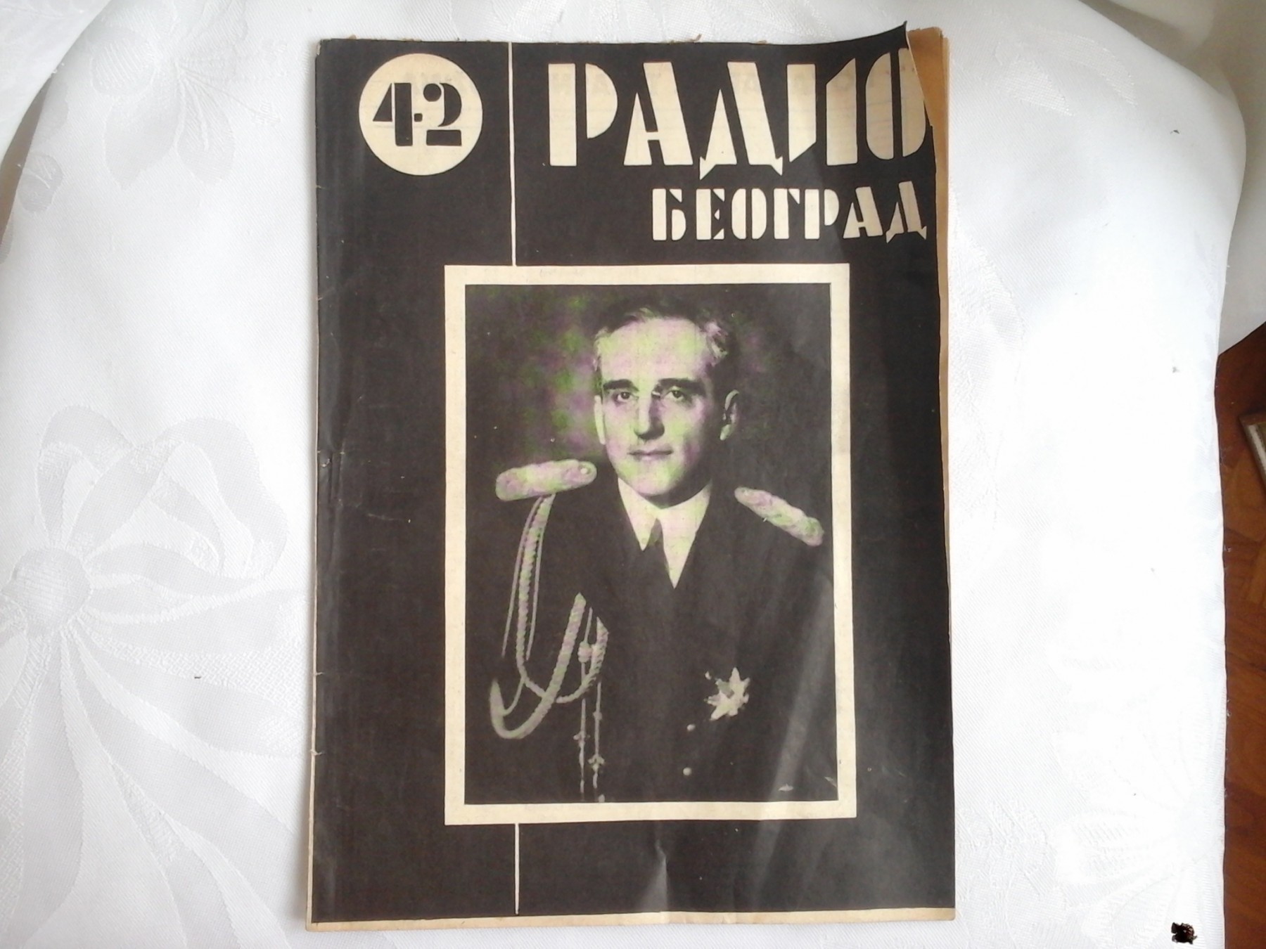 RADIO BEOGRAD, broj 42 (1934) — „Umro je kralj! Živeo kralj!" — broj posvećen Marseljskom atentatu — Radio Beograd, antikvarna knjiga