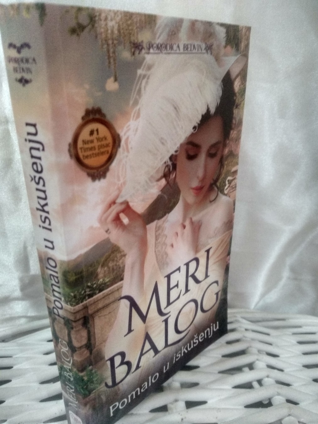 Pomalo u iskušenju — Meri Balog
