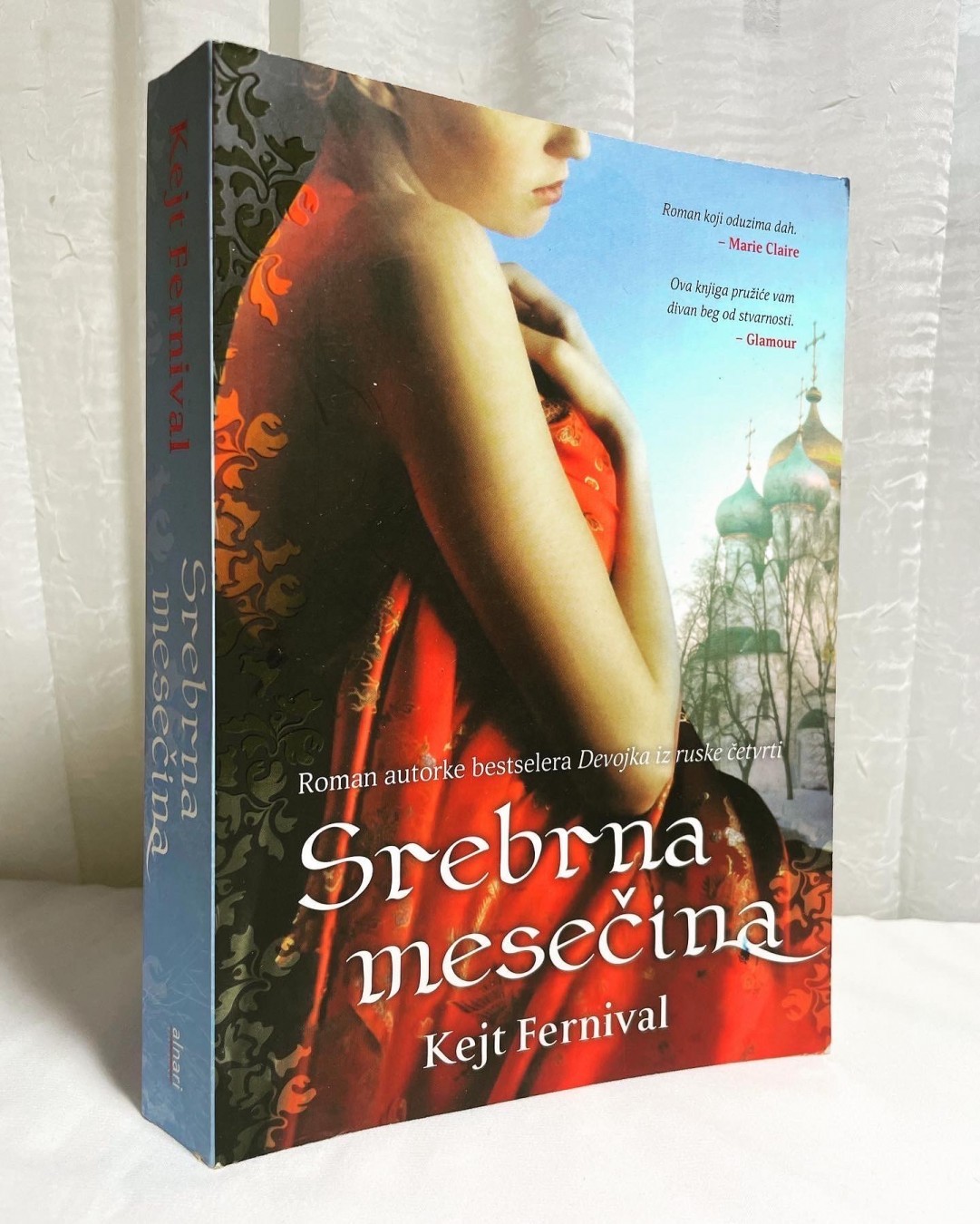 Srebrna mesečina — Kejt Fernival