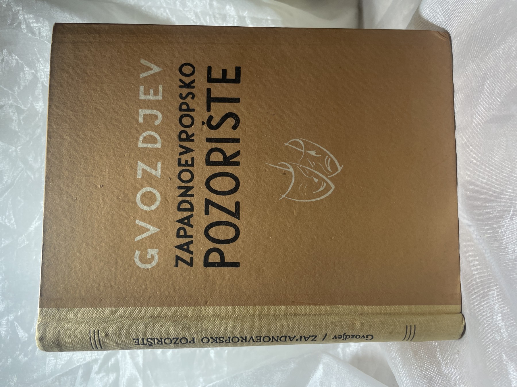 Zapadnoevropsko pozorište — Gvozdjev