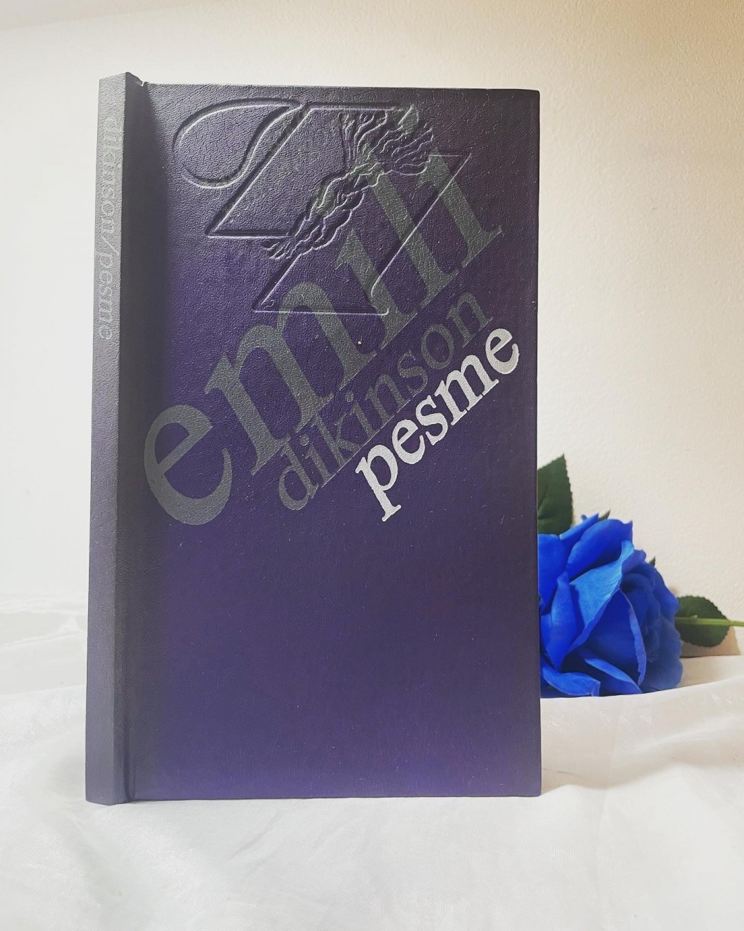 Pesme — Emili Dikinson