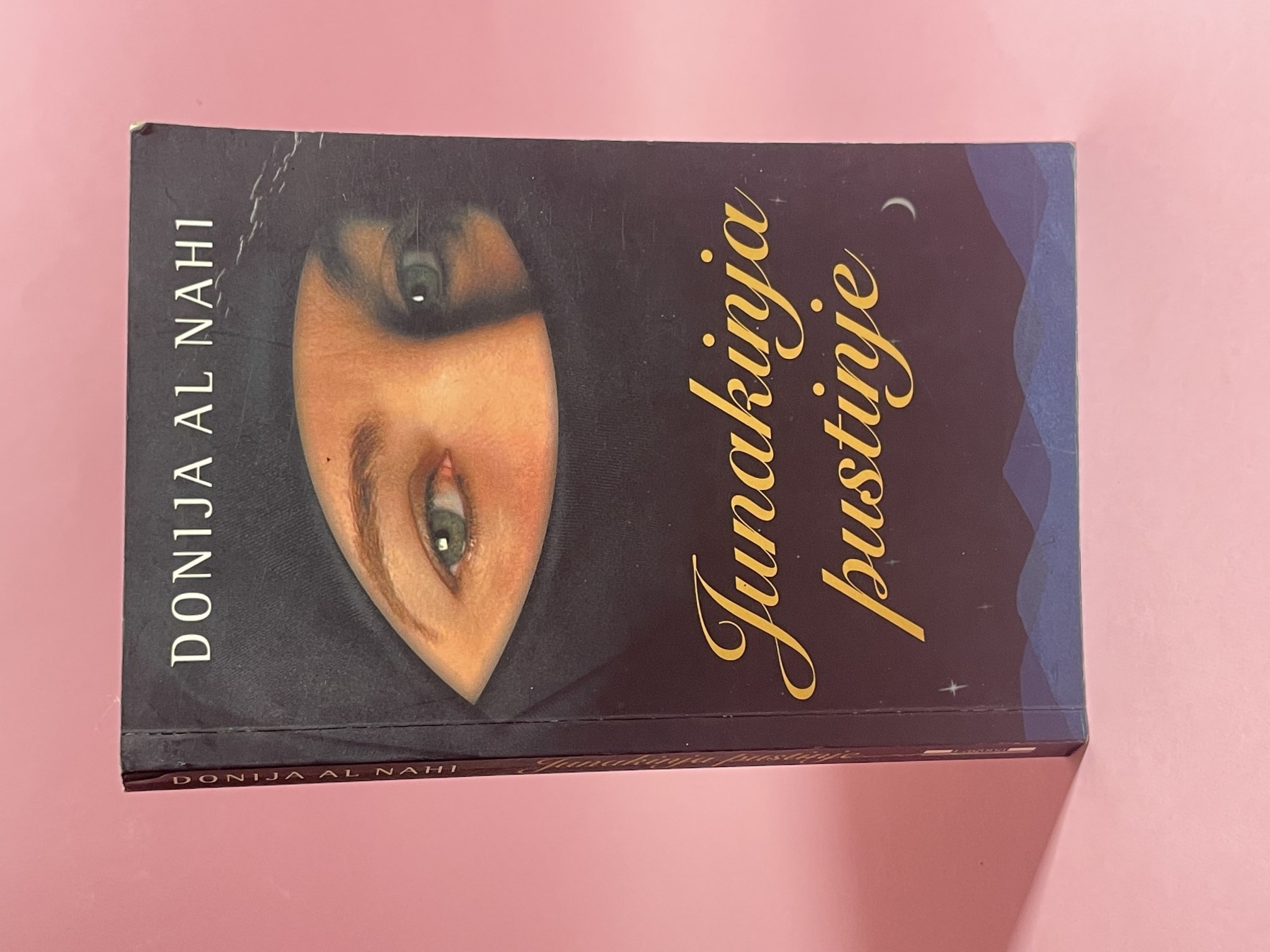 Junakinja pustinje — Donija al Nahi