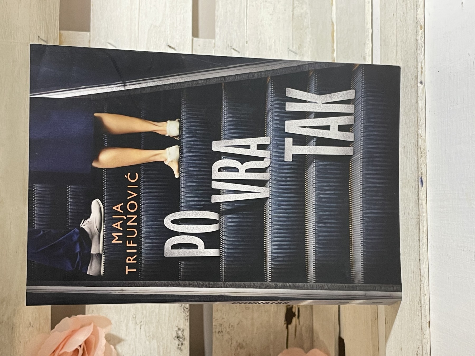 Povratak — Maja Trifunović