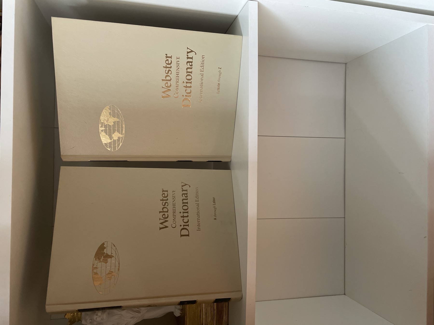 Webster Comprehensive Dictionary 1–2