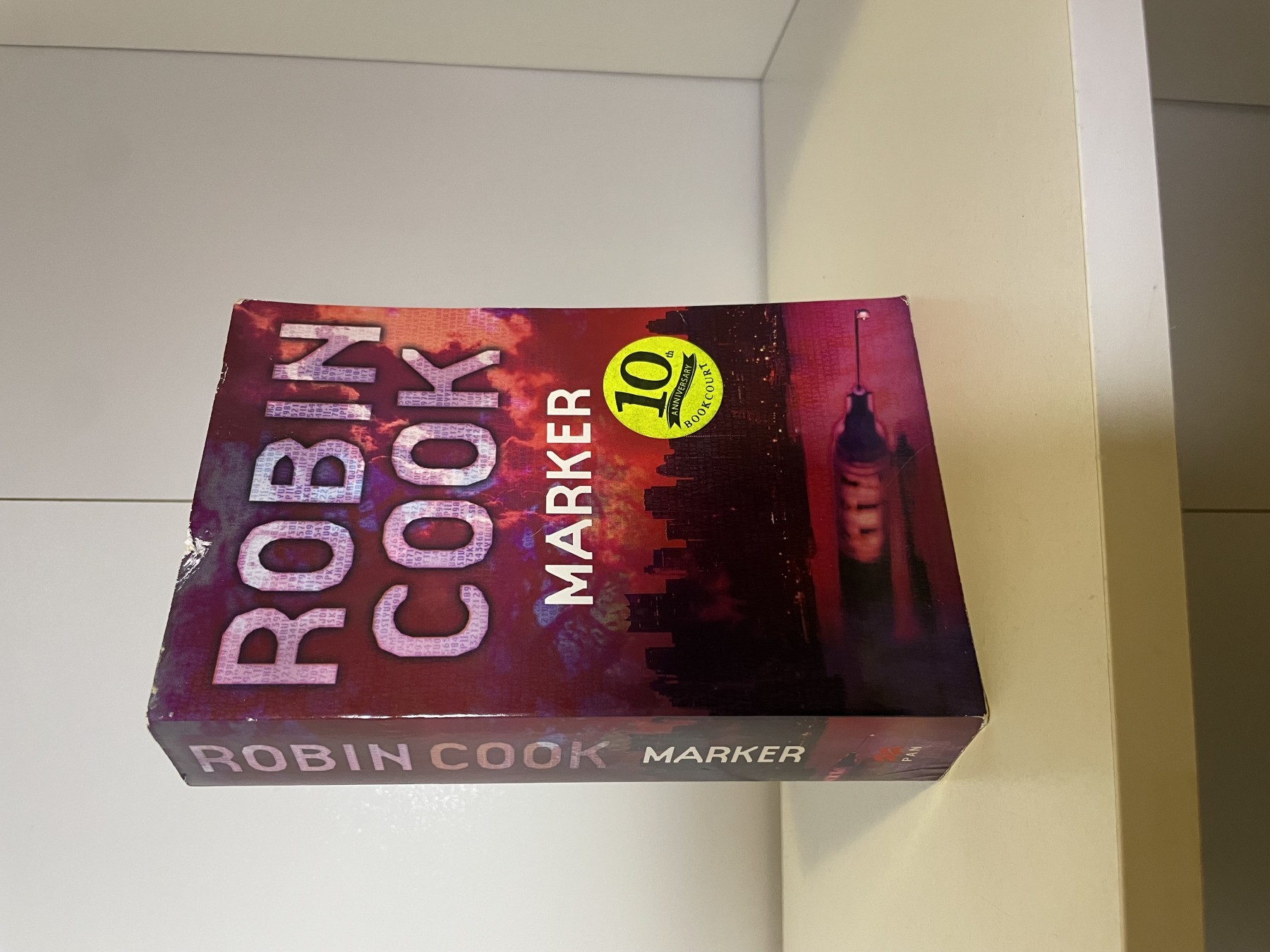 Marker — Robin Cook