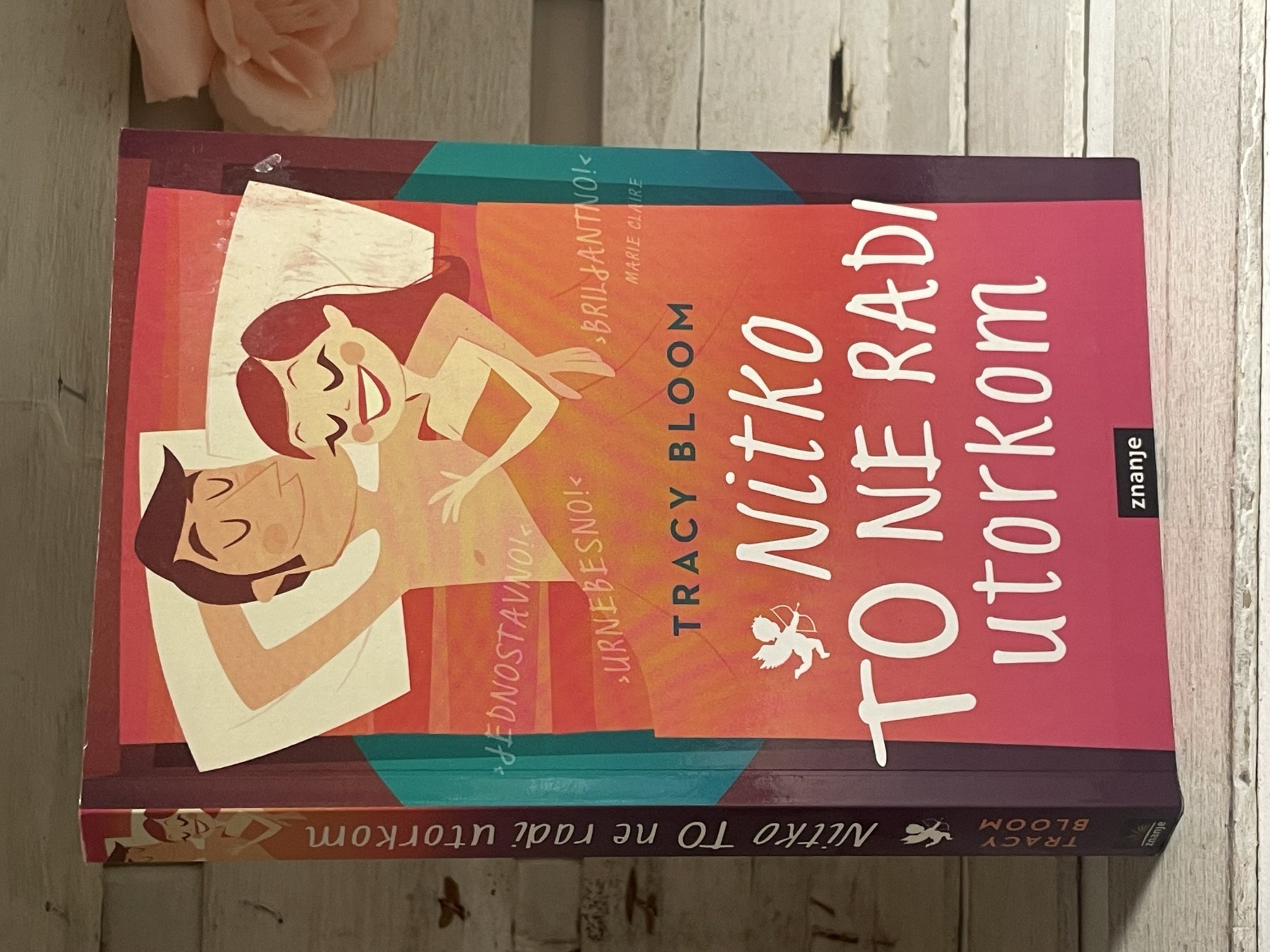 Nitko to ne radi utorkom — Trejsi Blum