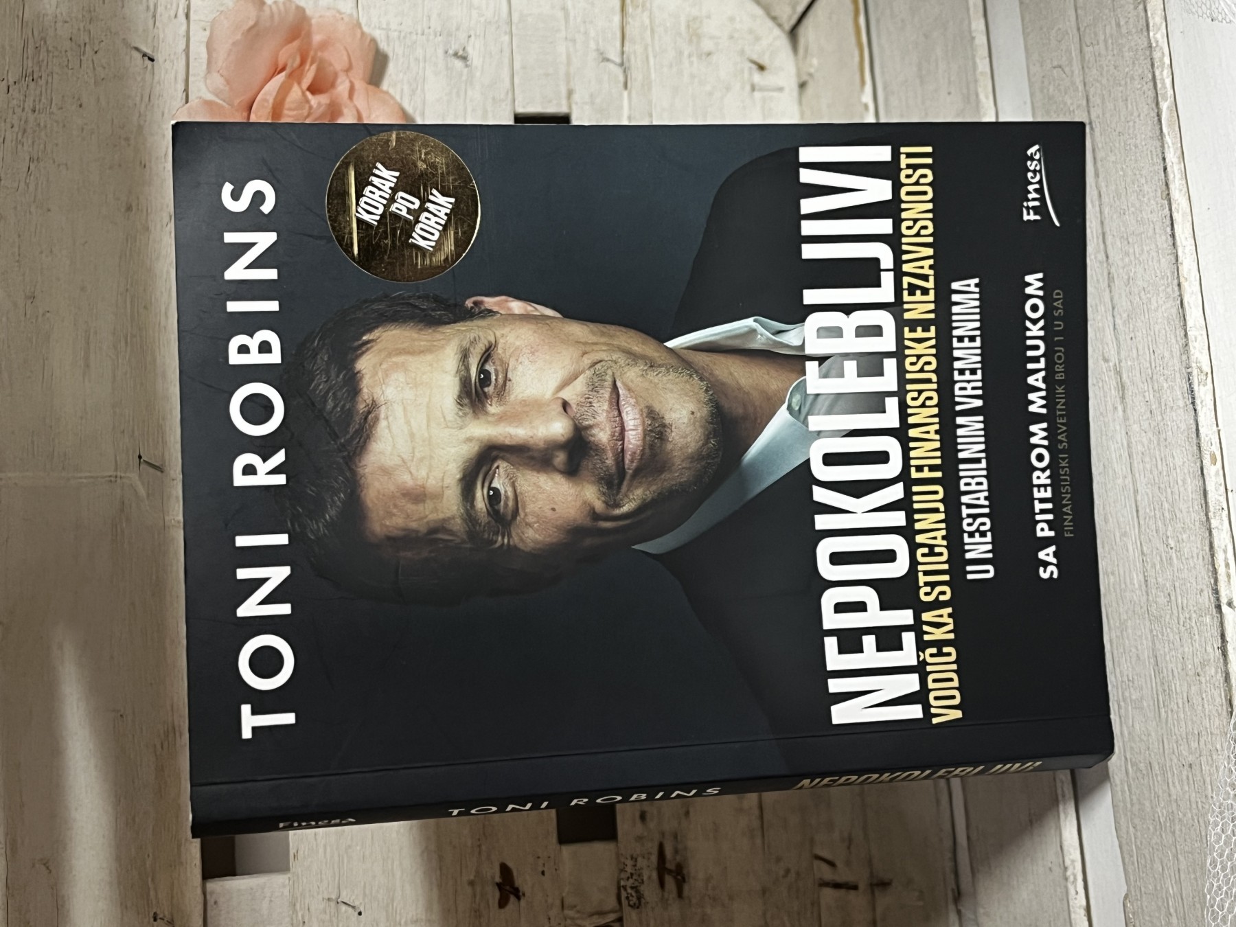 Nepokolebljivi — Toni Robins