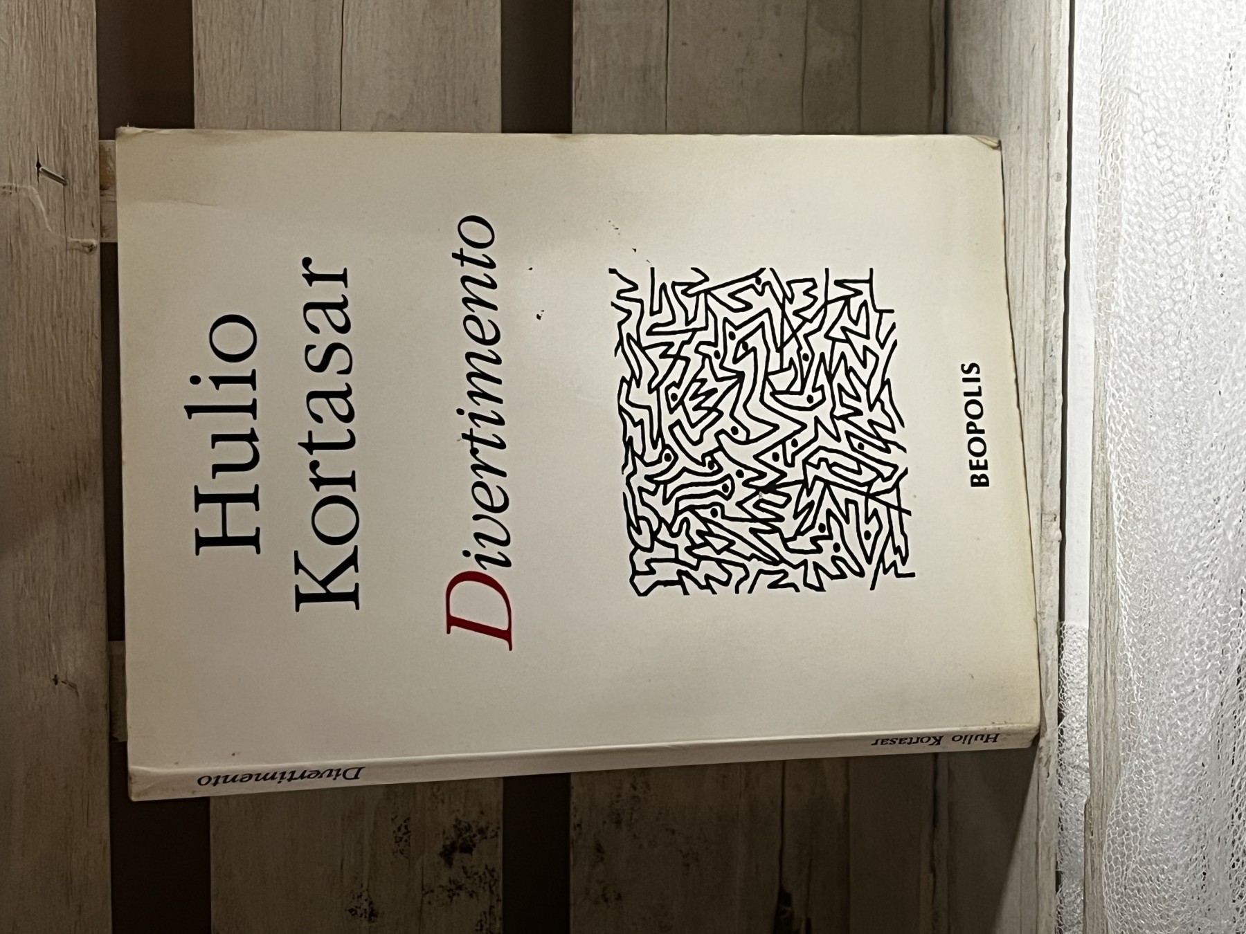 Divertimento — Hulio Kortasar
