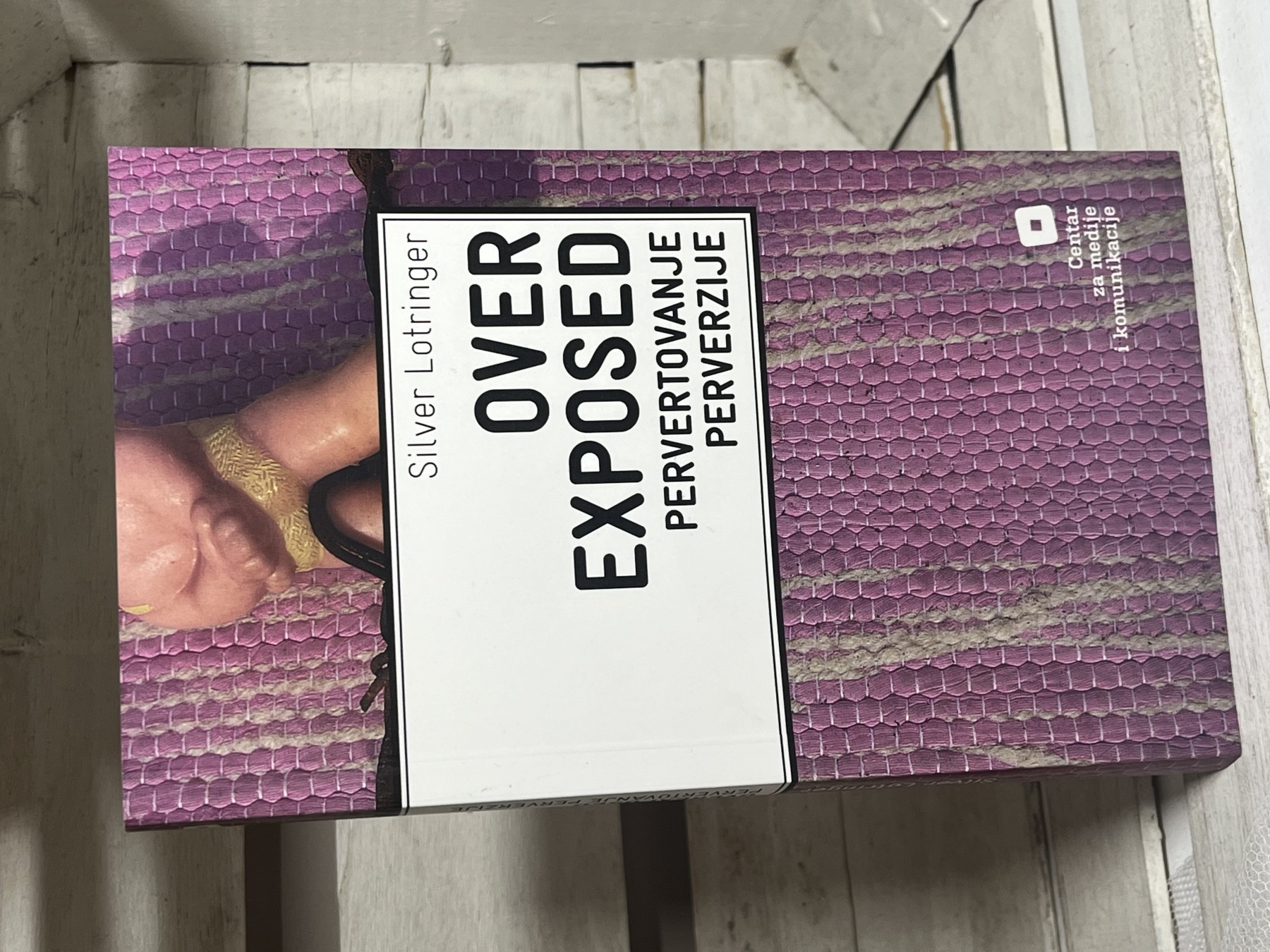 Overexposed — pervertovanje perverzije — Silver Lotrinžer