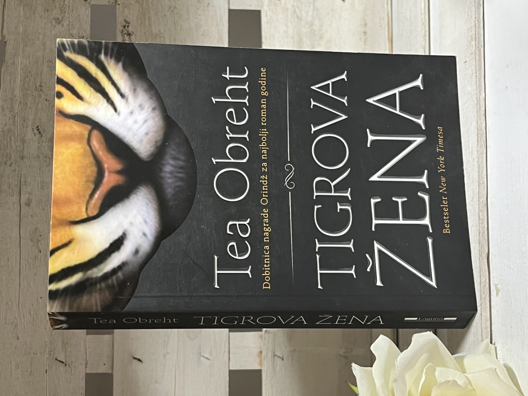 Tigrova žena — Tea Obreht