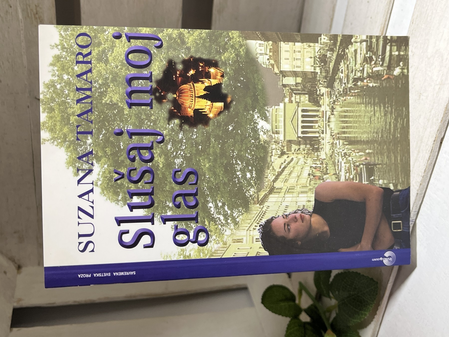 Slušaj moj glas — Suzana Tamaro