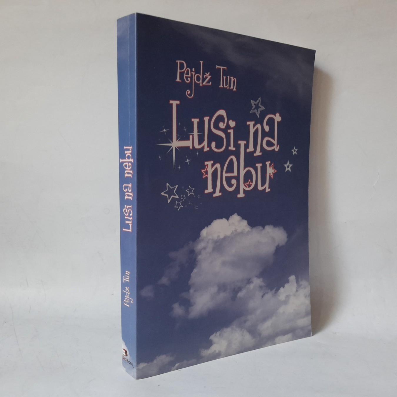 Lusi na nebu — Pejdž Tun