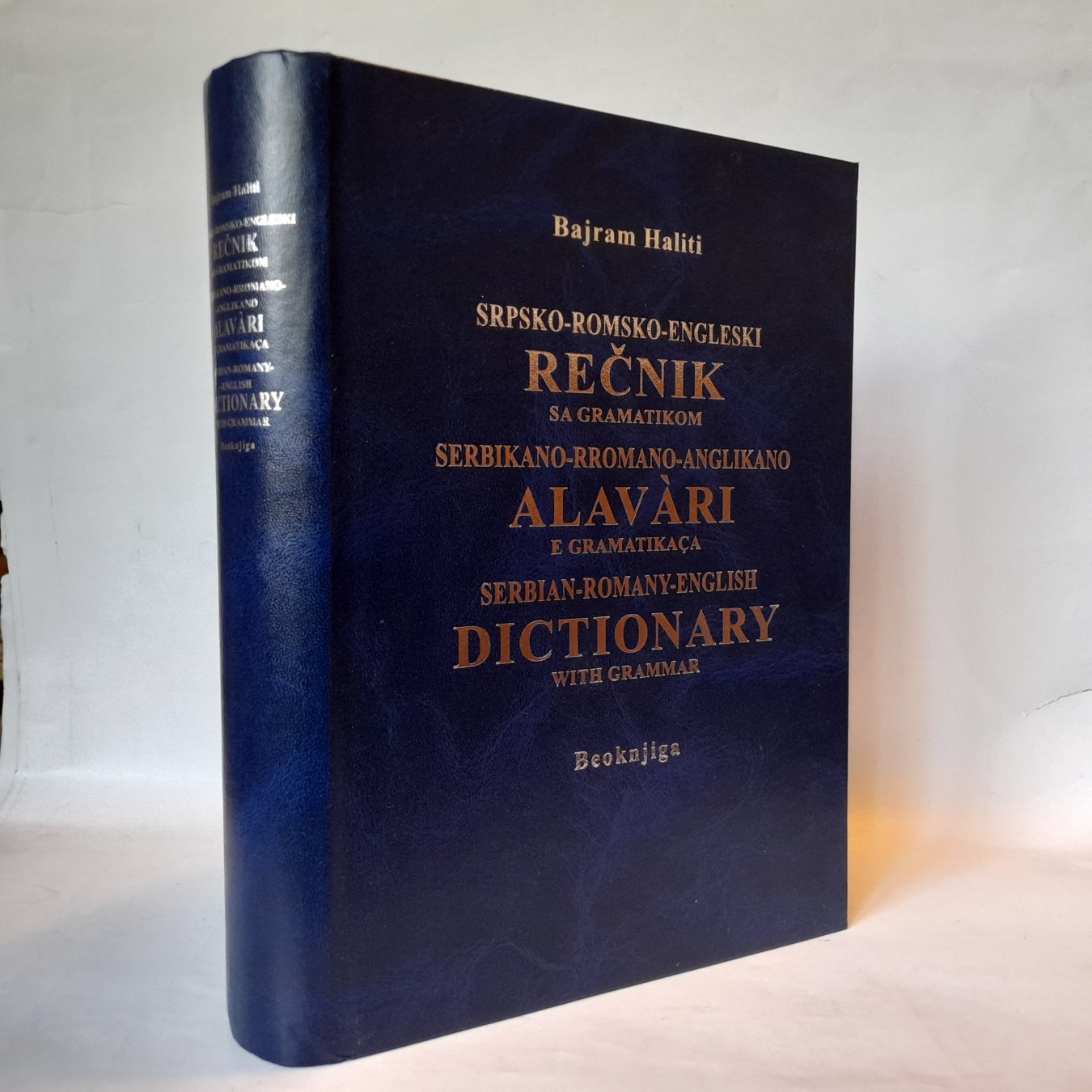 Srpsko-romsko-engleski rečnik sa gramatikom — Bajram Haliti