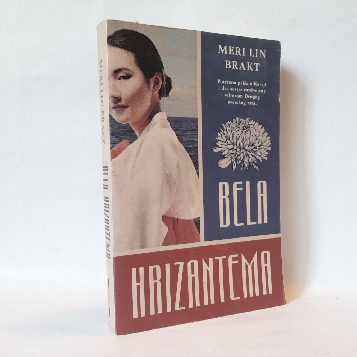 Bela hrizantema — Meri Lin Brakt