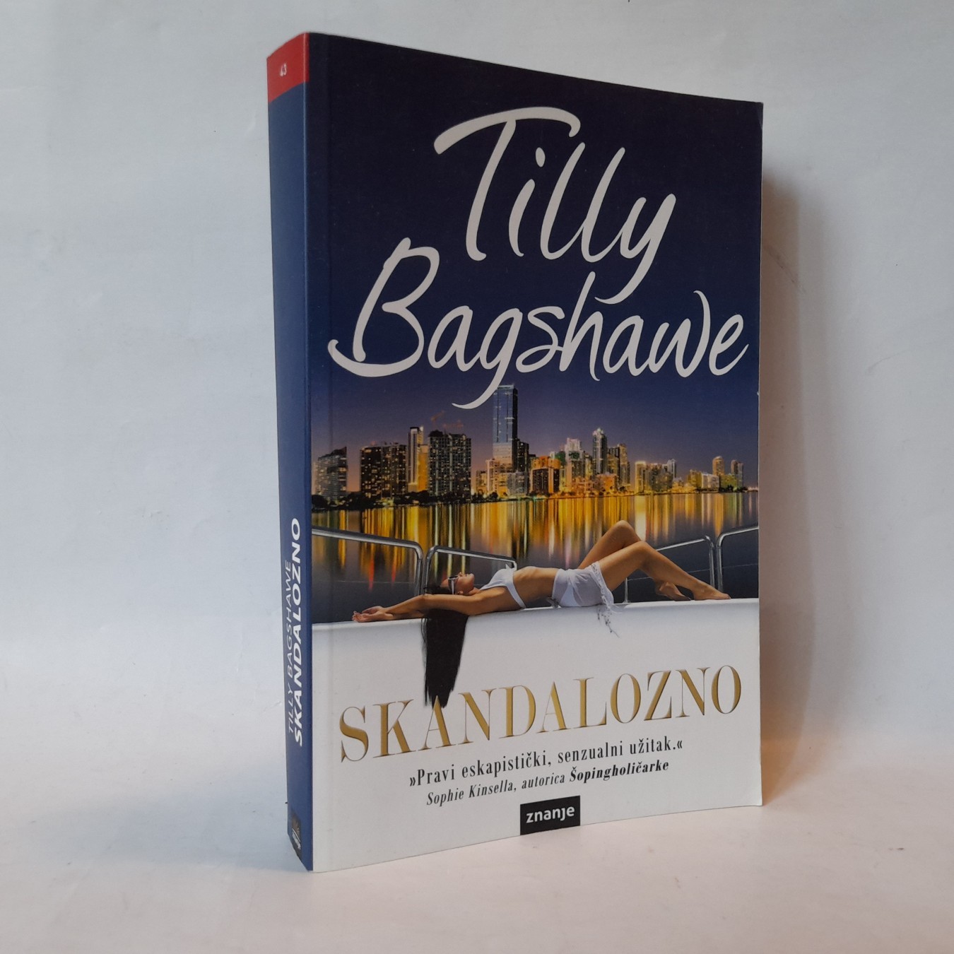 Skandalozno — Tili Bagšo