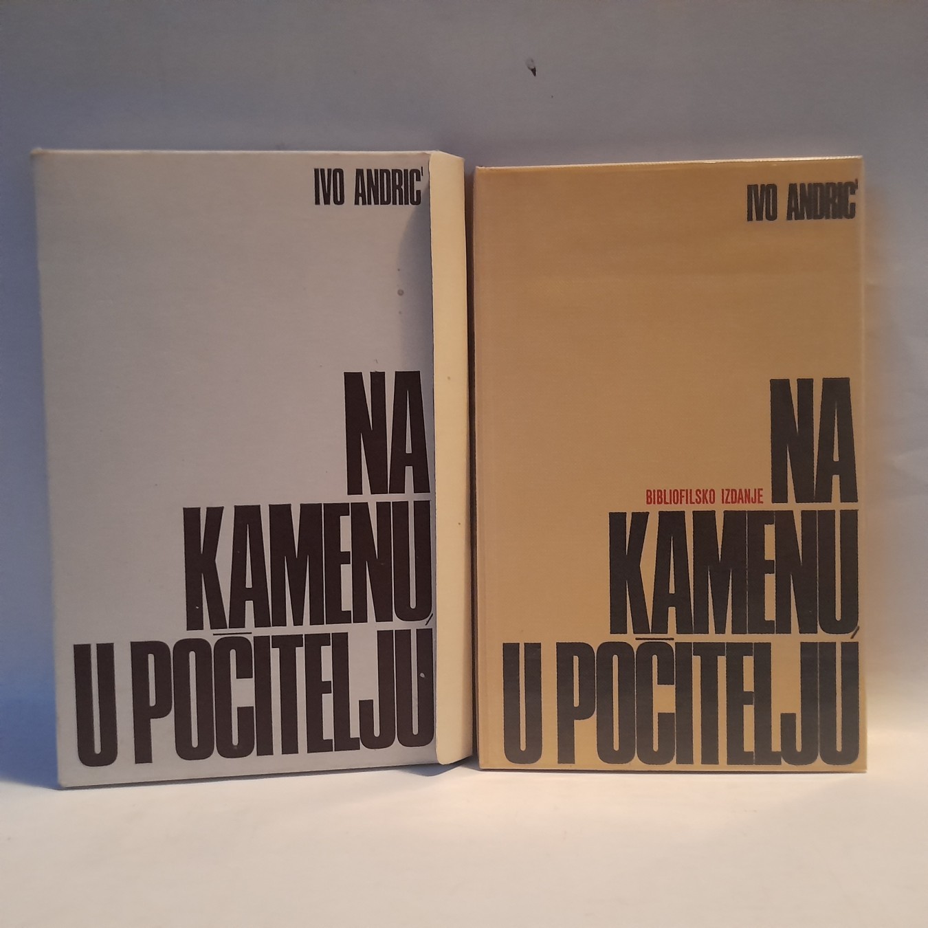 Ivo Andrić na kamenu u Počitelju