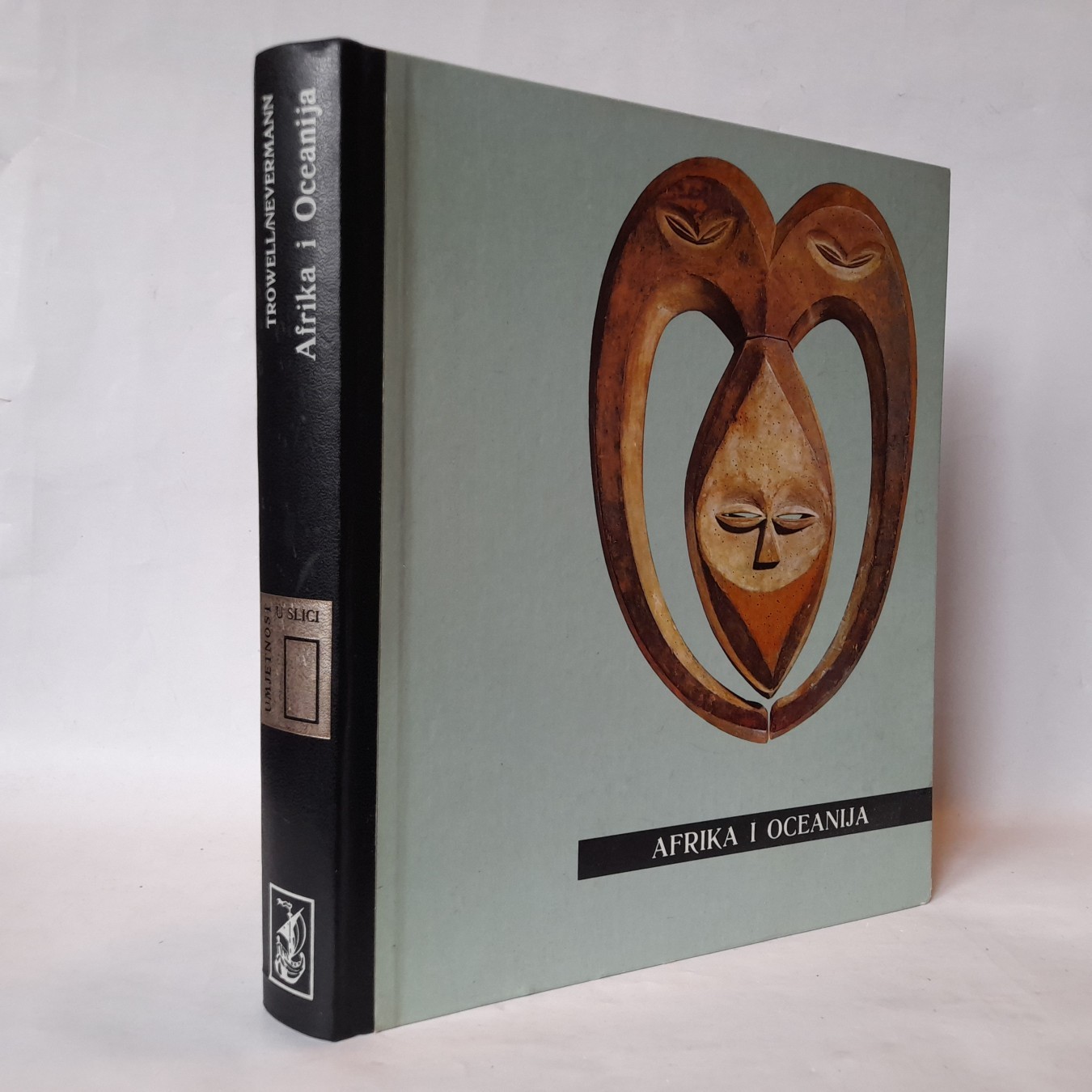 Afrika i Okeanija — Margaret Trowell