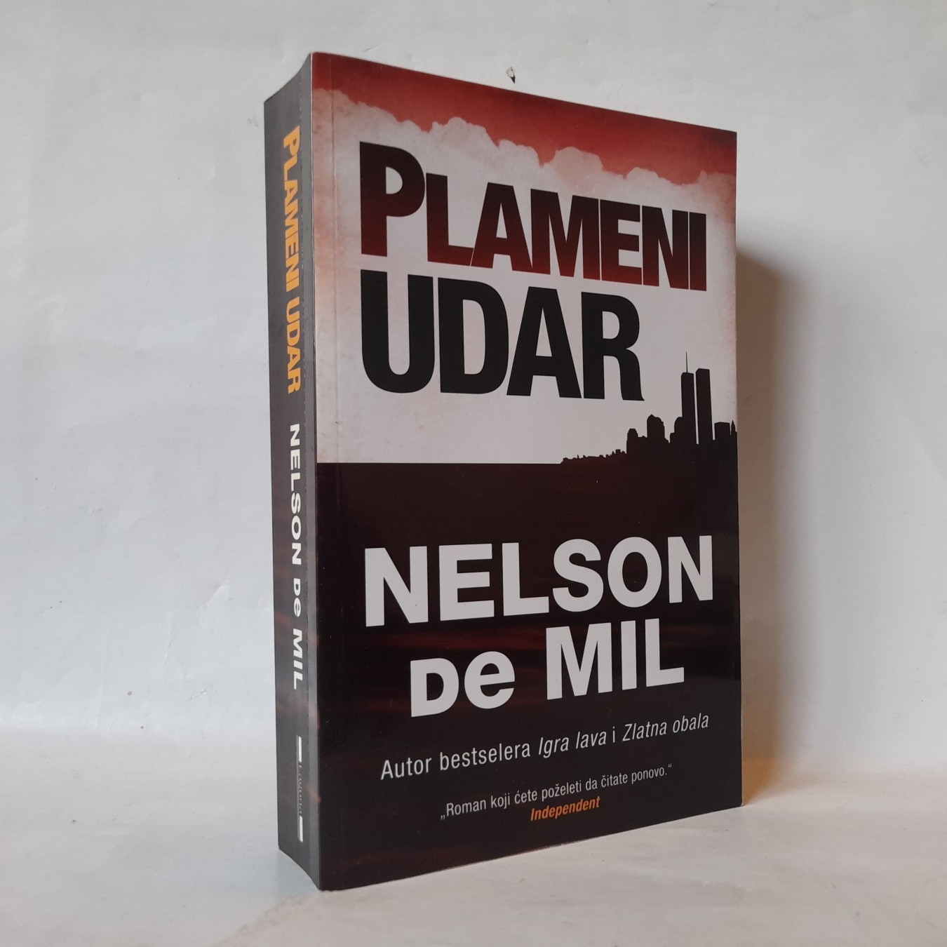 Plameni udar — Nelson de Mil