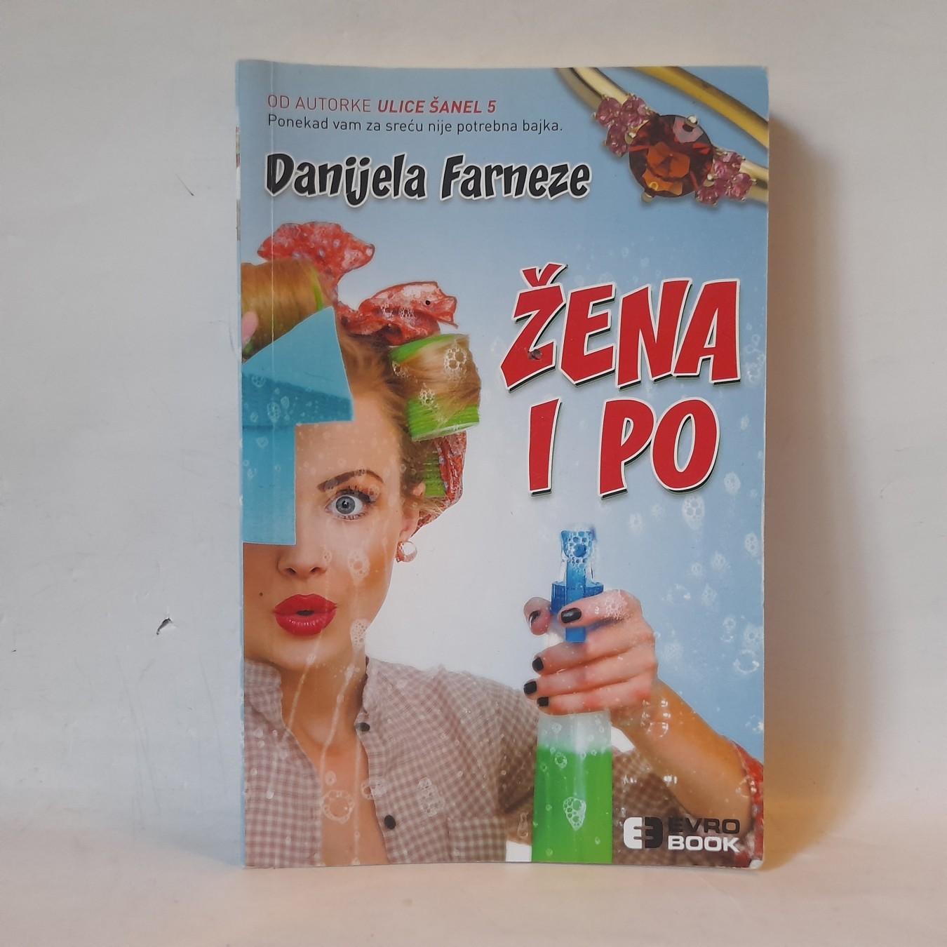 Žena i po — Danijela Farneze