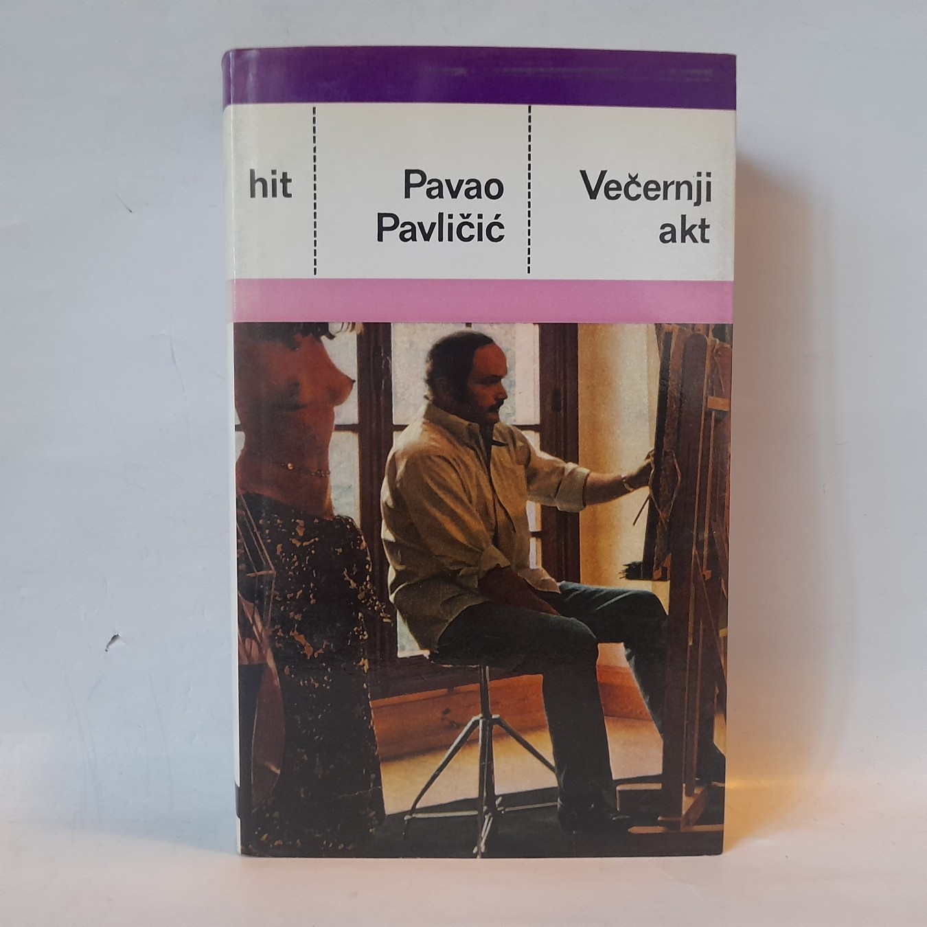 Večernji akt — Pavao Pavličić