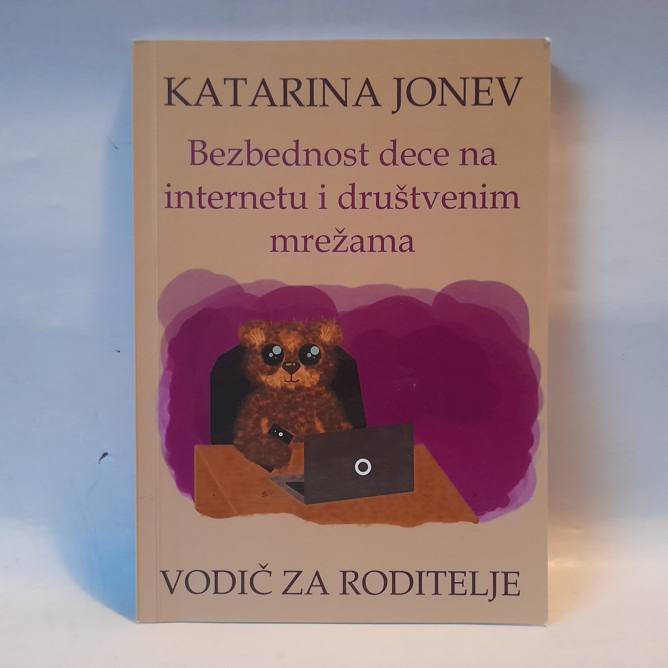Bezbednost dece na internetu i društvenim mrežama