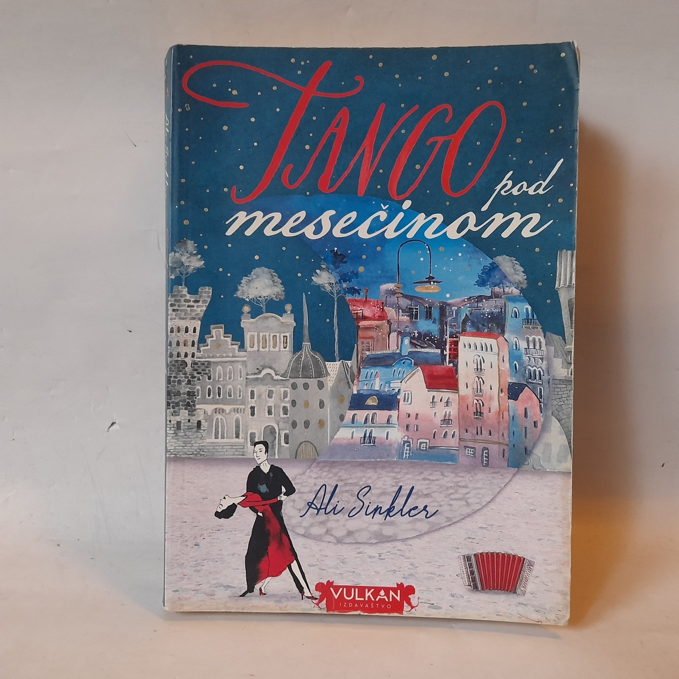 Tango pod mesečinom — Ali Sinkler