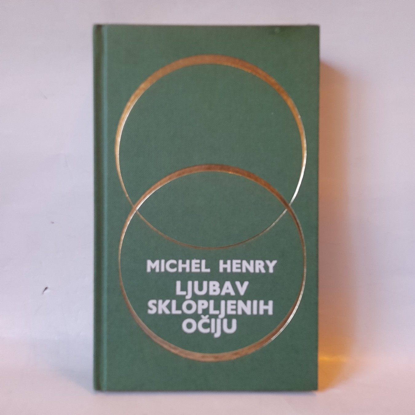 Ljubav sklopljenih očiju — Mišel Anri