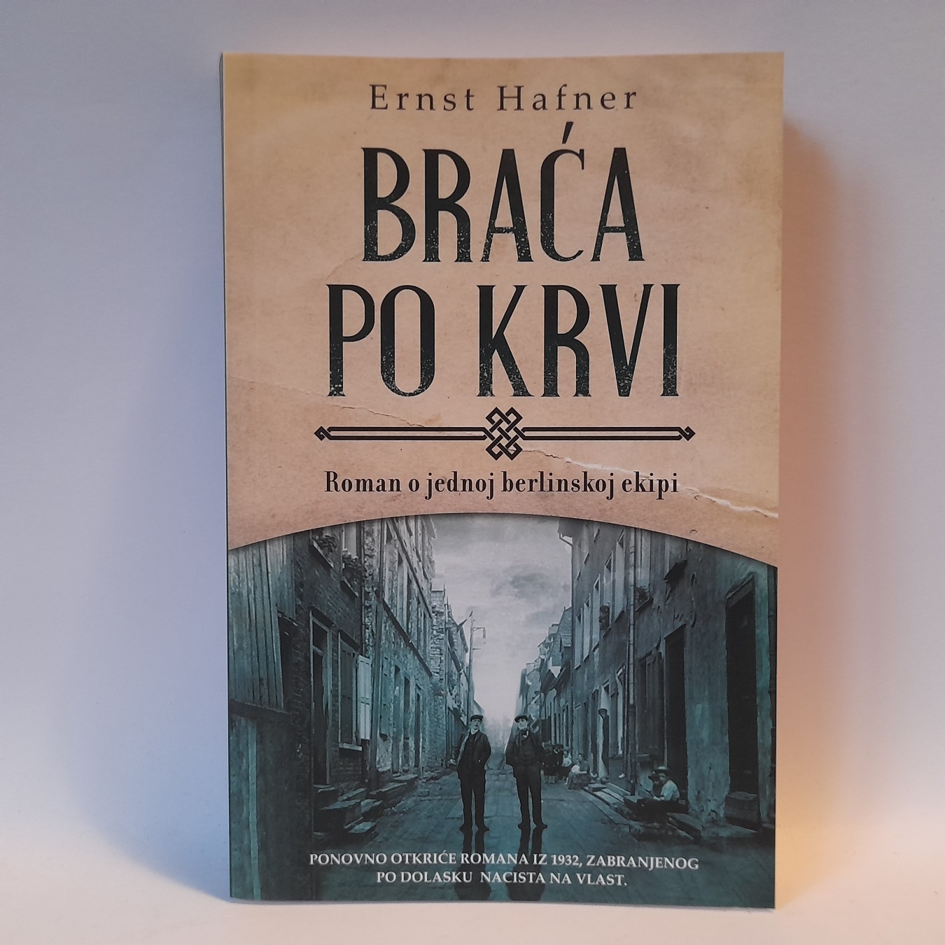 Braća po krvi — Ernst Hafner