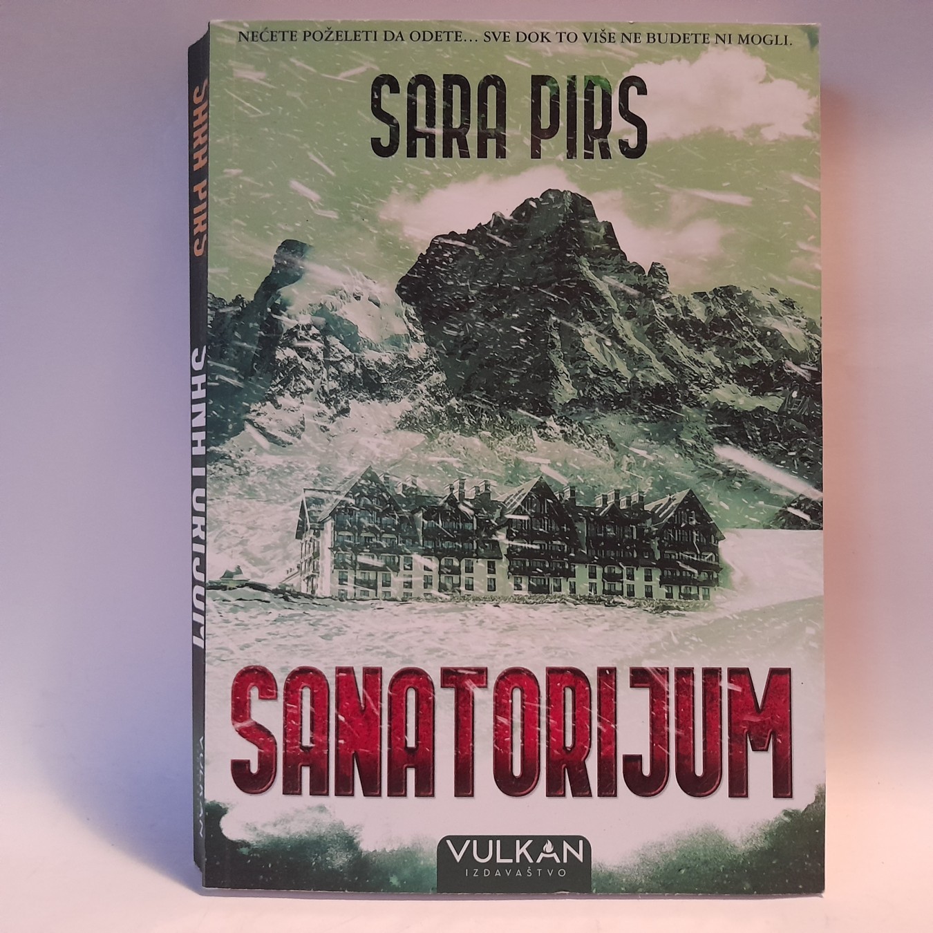 Sanatorijum — Sara Pirs