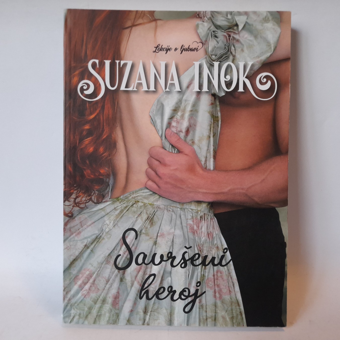 Savršeni heroj — Suzana Inok