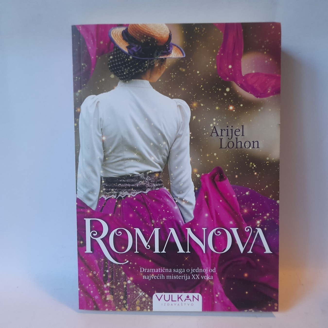Romanova — Arijel Loon