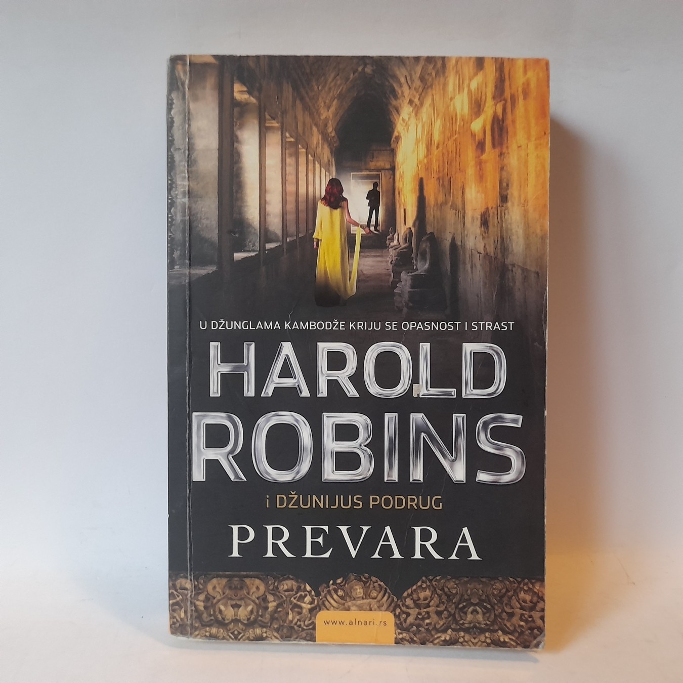 Prevara — Harold Robins