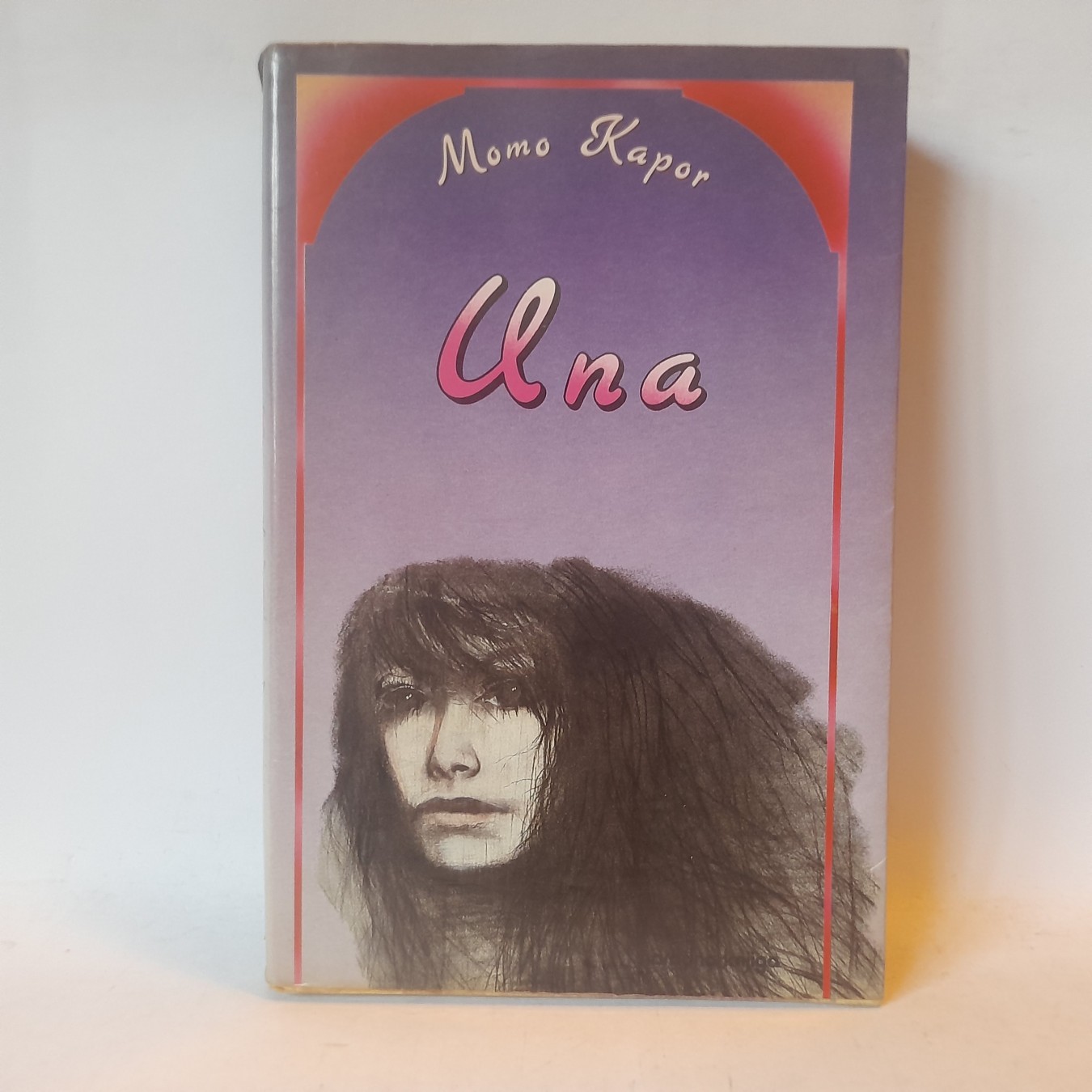 Una — Momo Kapor