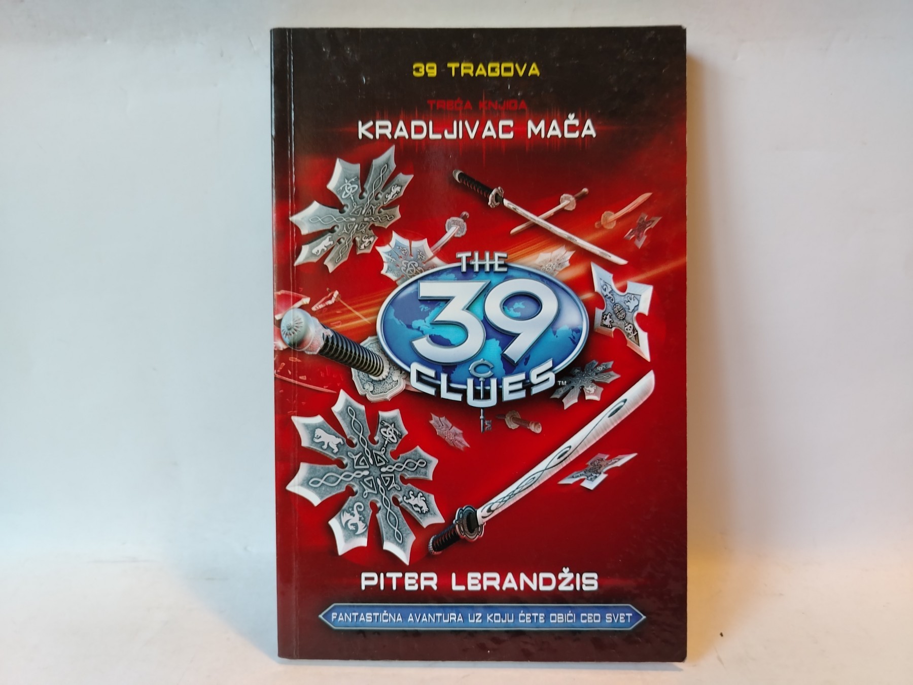 The 39 Clues: Kradljivac mača — Piter Lerandžis