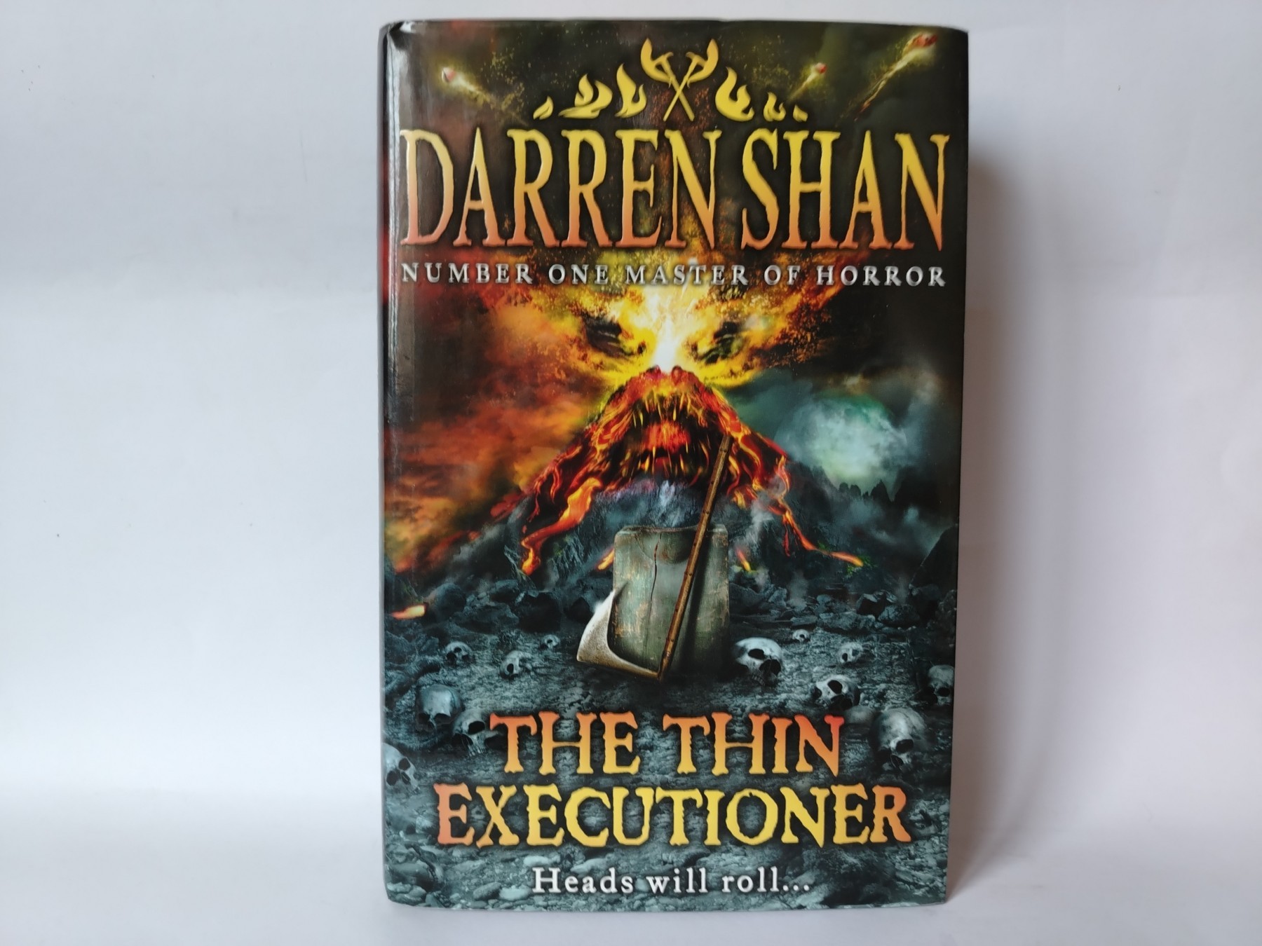 The thin executioner — Daren Šan