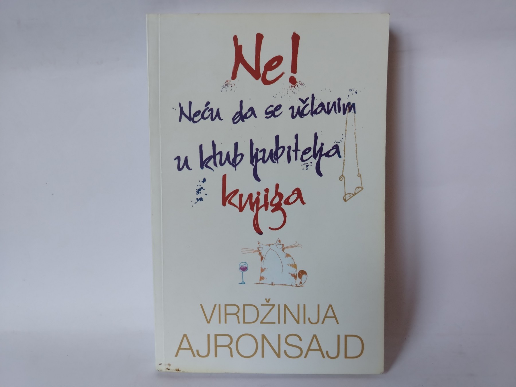 Ne! Neću da se učlanim u klub ljubitelja knjiga — Virdžinija Ajronsajd