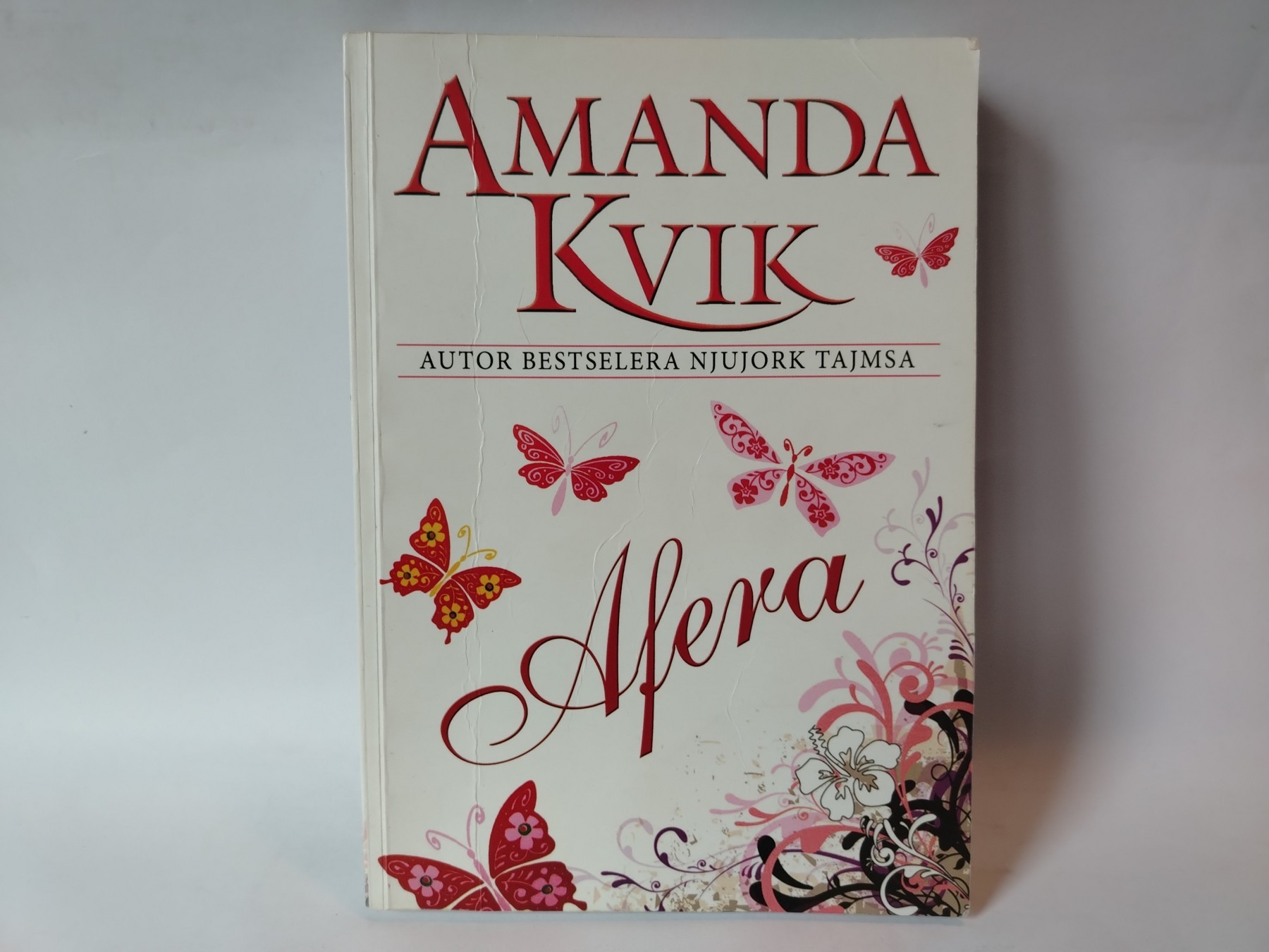 Afera — Amanda Kvik