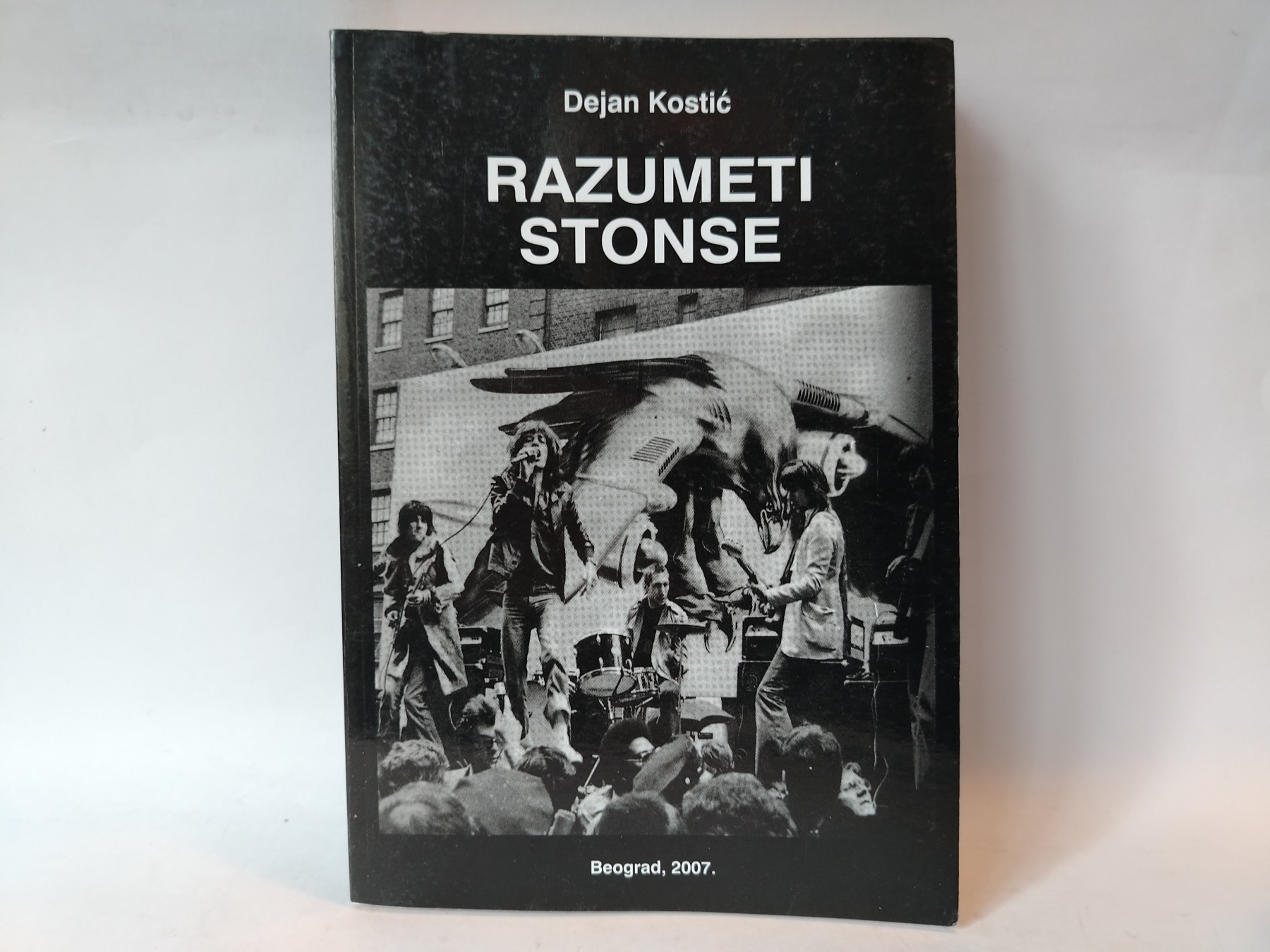 Razumeti Stonse — Dejan Kostić