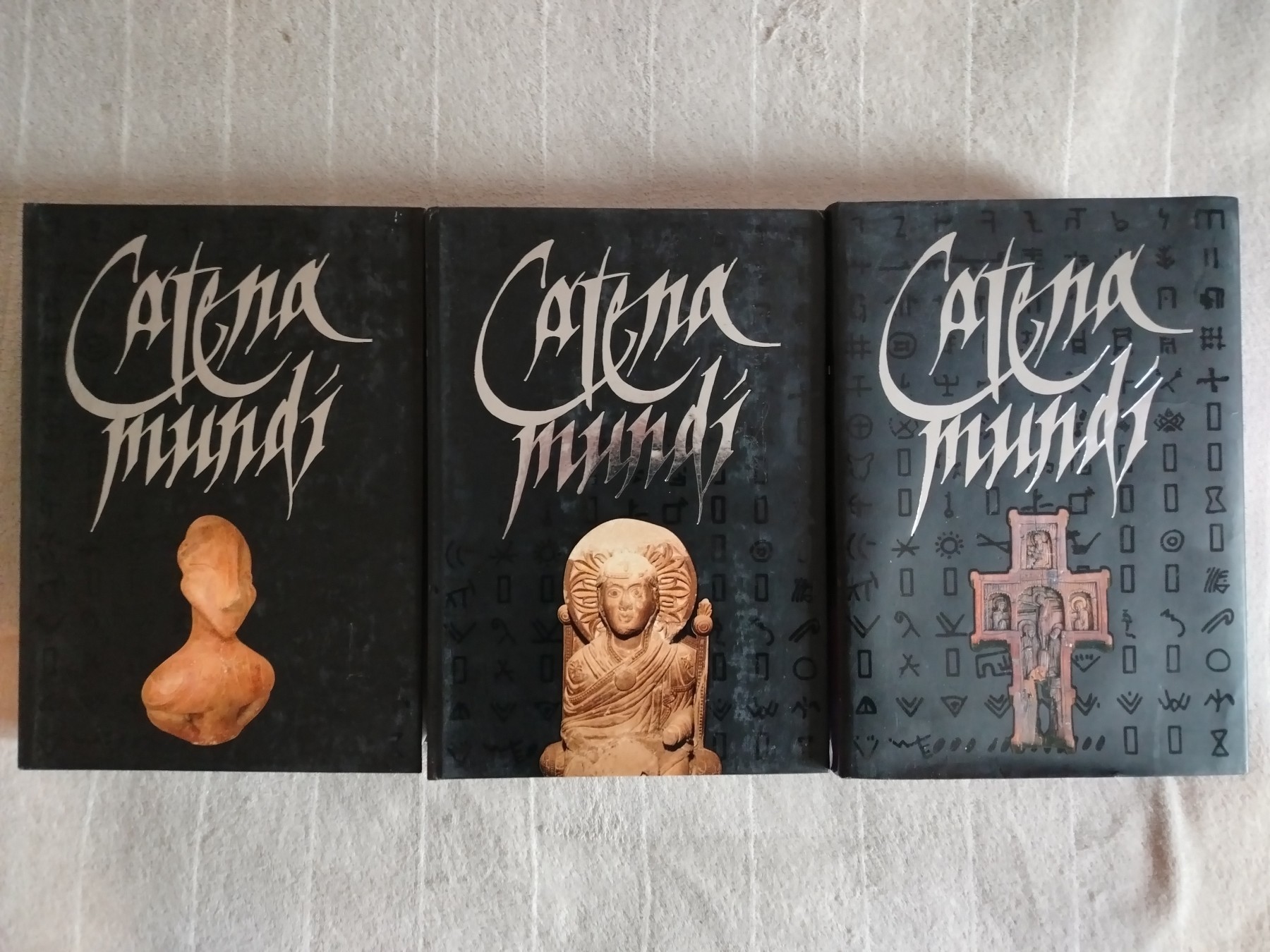 Catena Mundi I–III — Predrag Dragić Kijuk