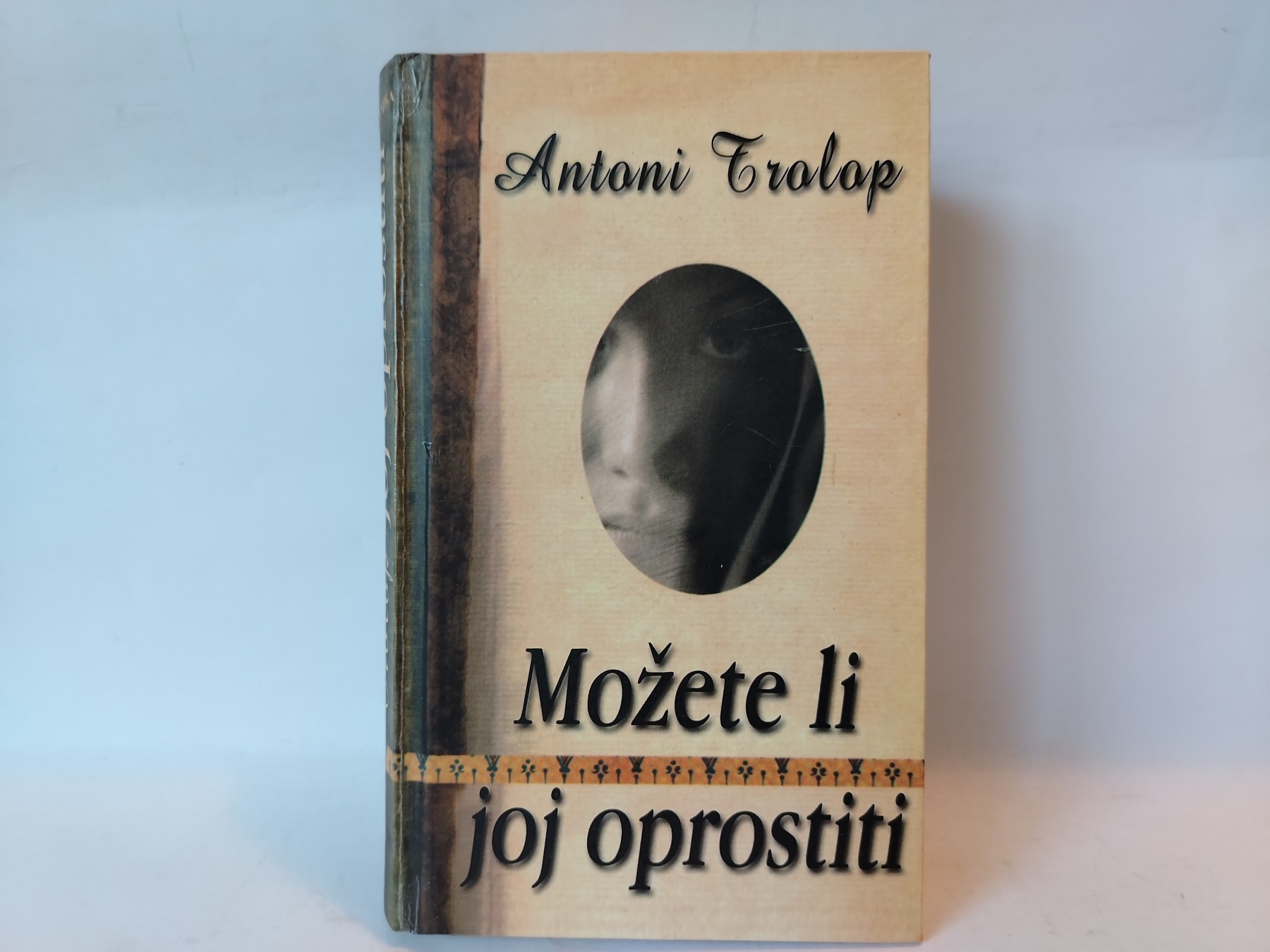 Možete li joj oprostiti — Entoni Trolop