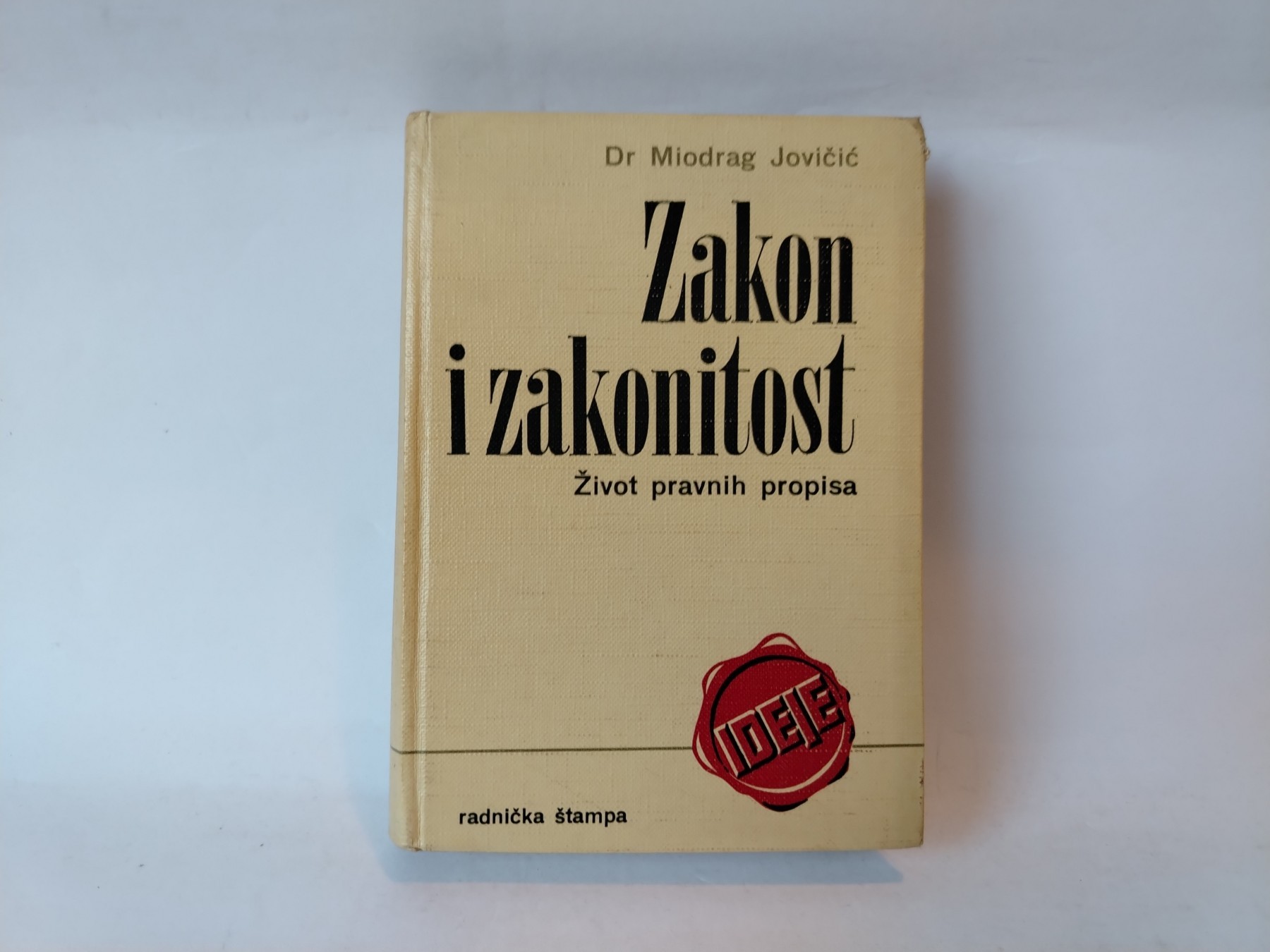 Zakon i zakonitost — Miodrag Jovičić