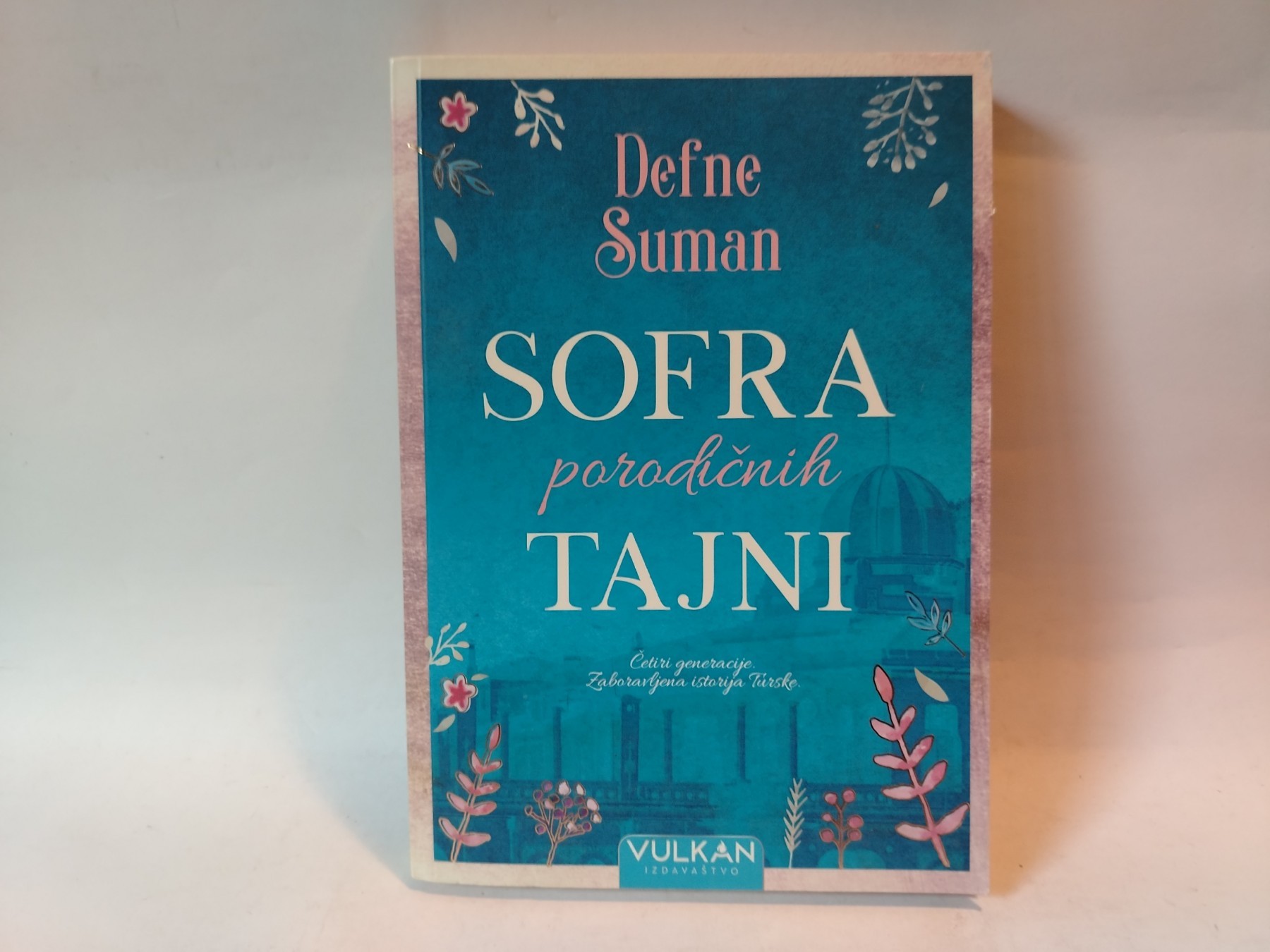 Sofra porodičnih tajni — Defne Suman