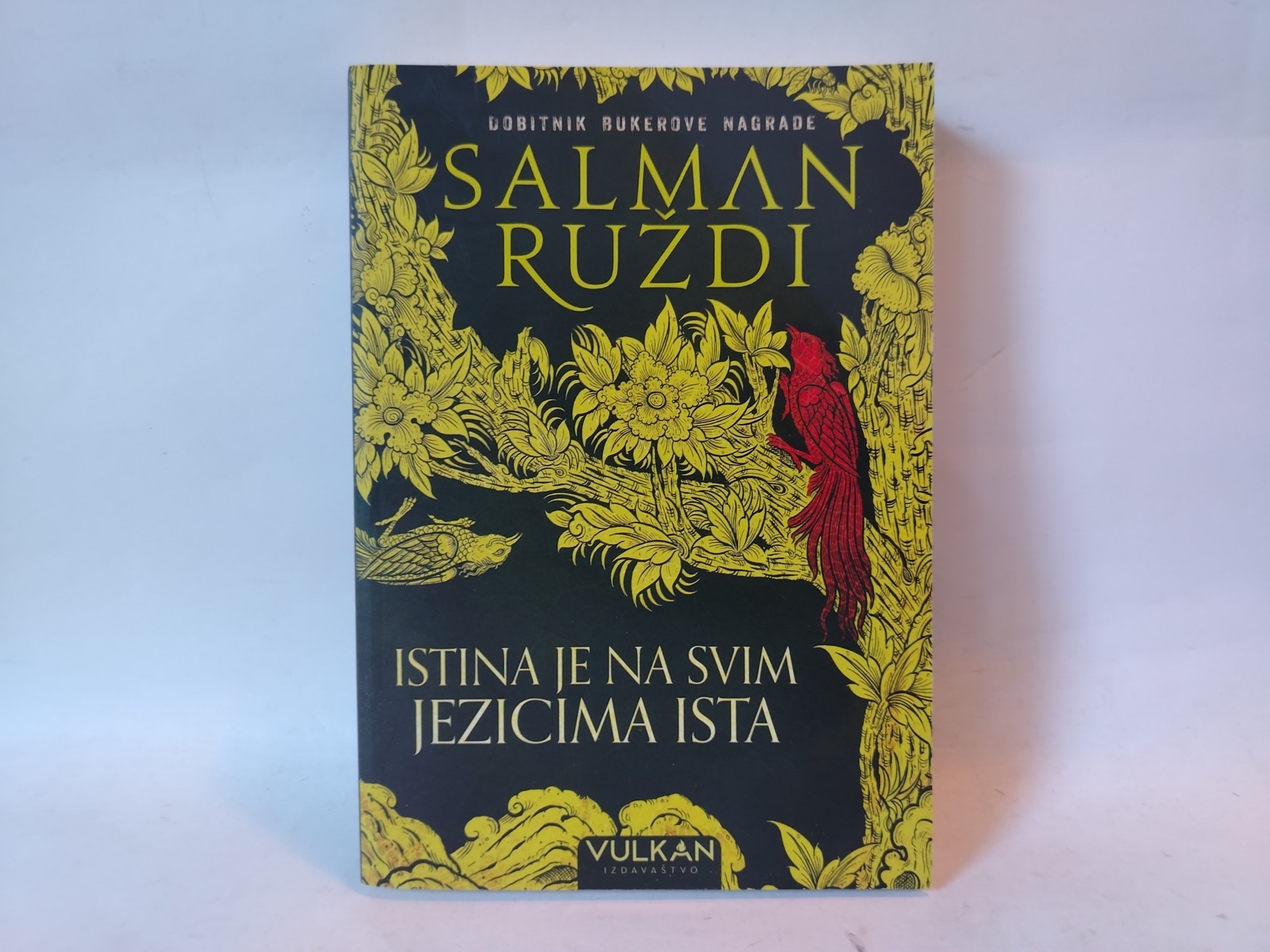 Istina je na svim jezicima ista — Salman Ruždi