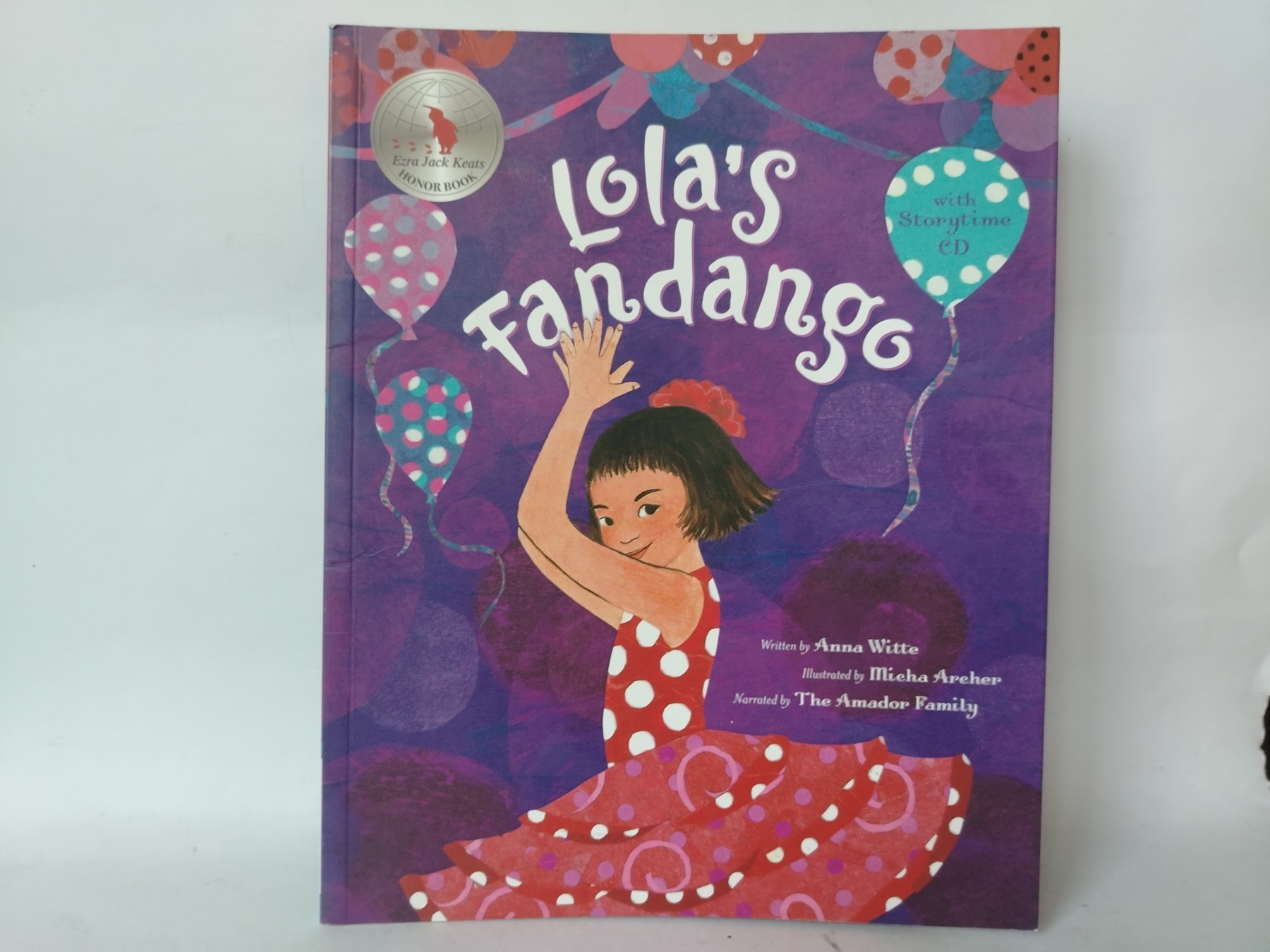 Lola`s Fandango slikovnica engleski — Grupa autora