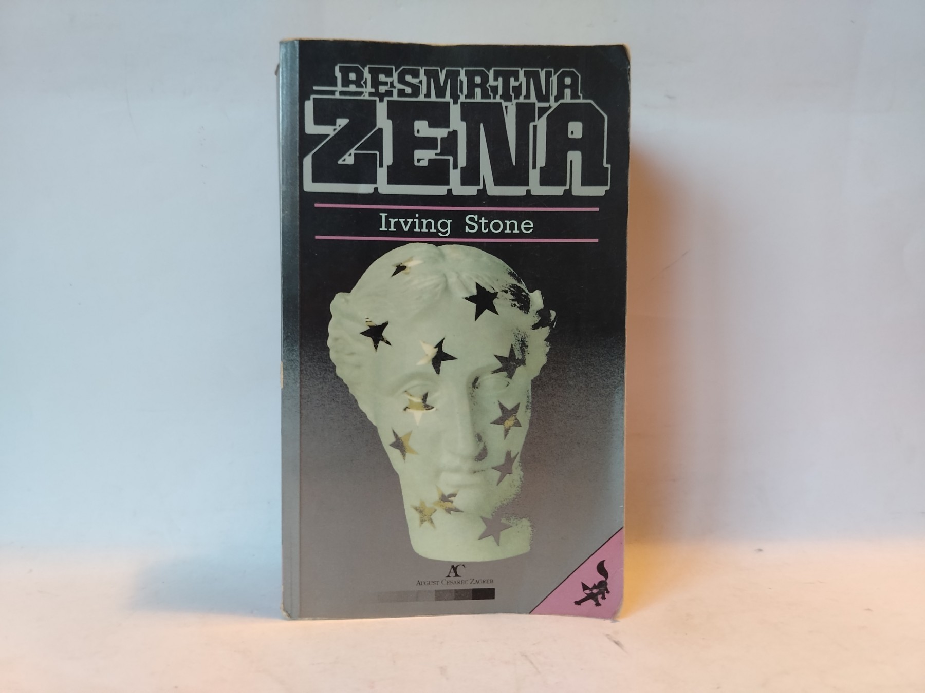 Besmrtna žena — Irving Stoun